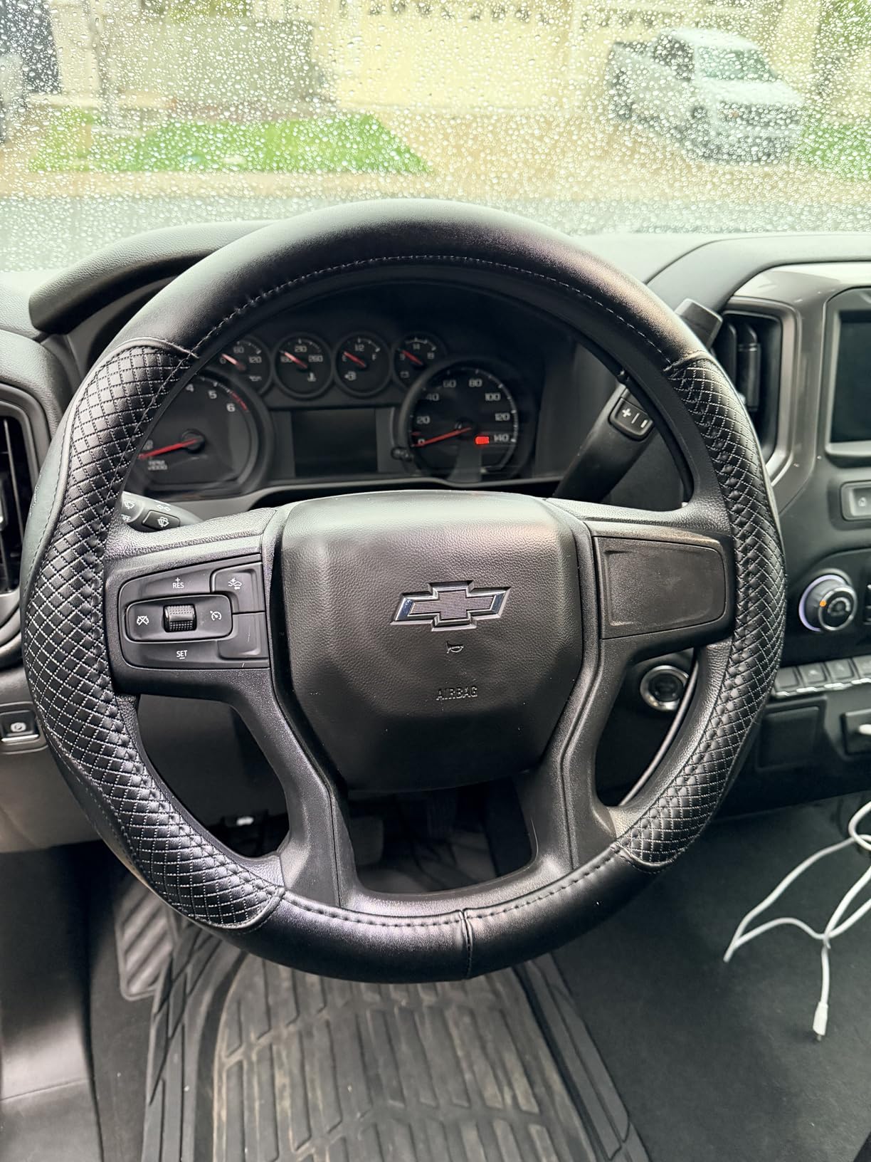 Haokay Heavy Duty Pure Cowhide Steering Wheel Cover, Black Genuine Leather Steering Wheel Cover Men Women Universal 14.5 to 15 Inch customer photo 2
