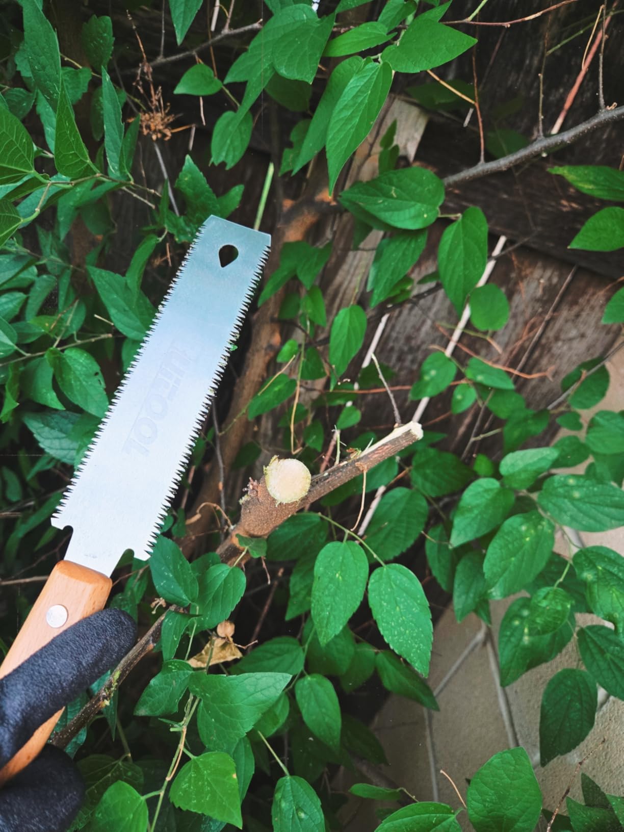 RUITOOL Japanese Hand Saw 6 Inch Double Edge Ryoba Pull Saw for Flush Cuts customer photo 2
