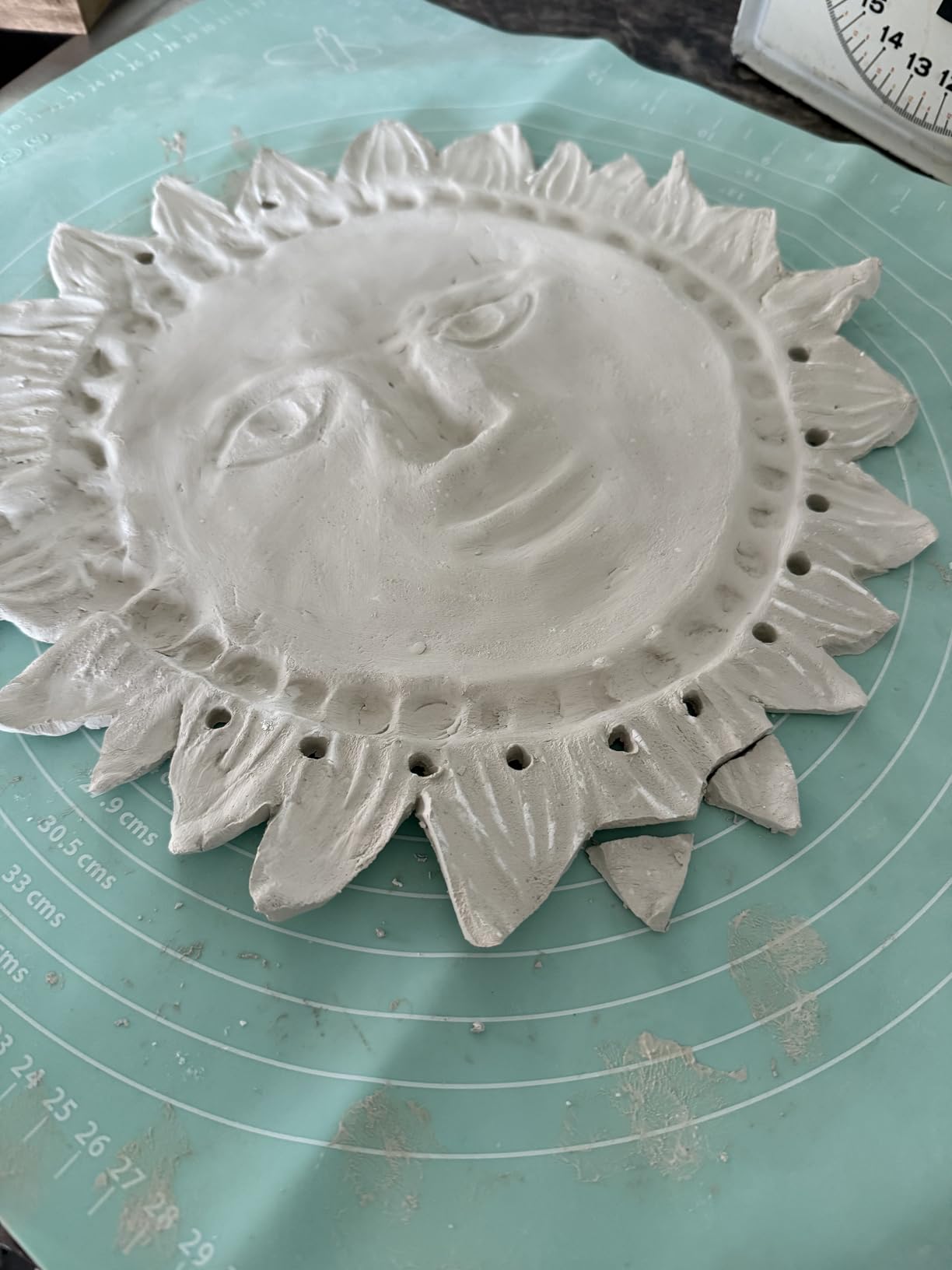 Old Potters Mid High Fire White Stoneware Clay for Pottery | Cone 6-10 | Ideal for Wheel Throwing, Hand Building, Sculpting | Great for All Skill Levels | Greenware Clay, 10 lbs. customer photo 1
