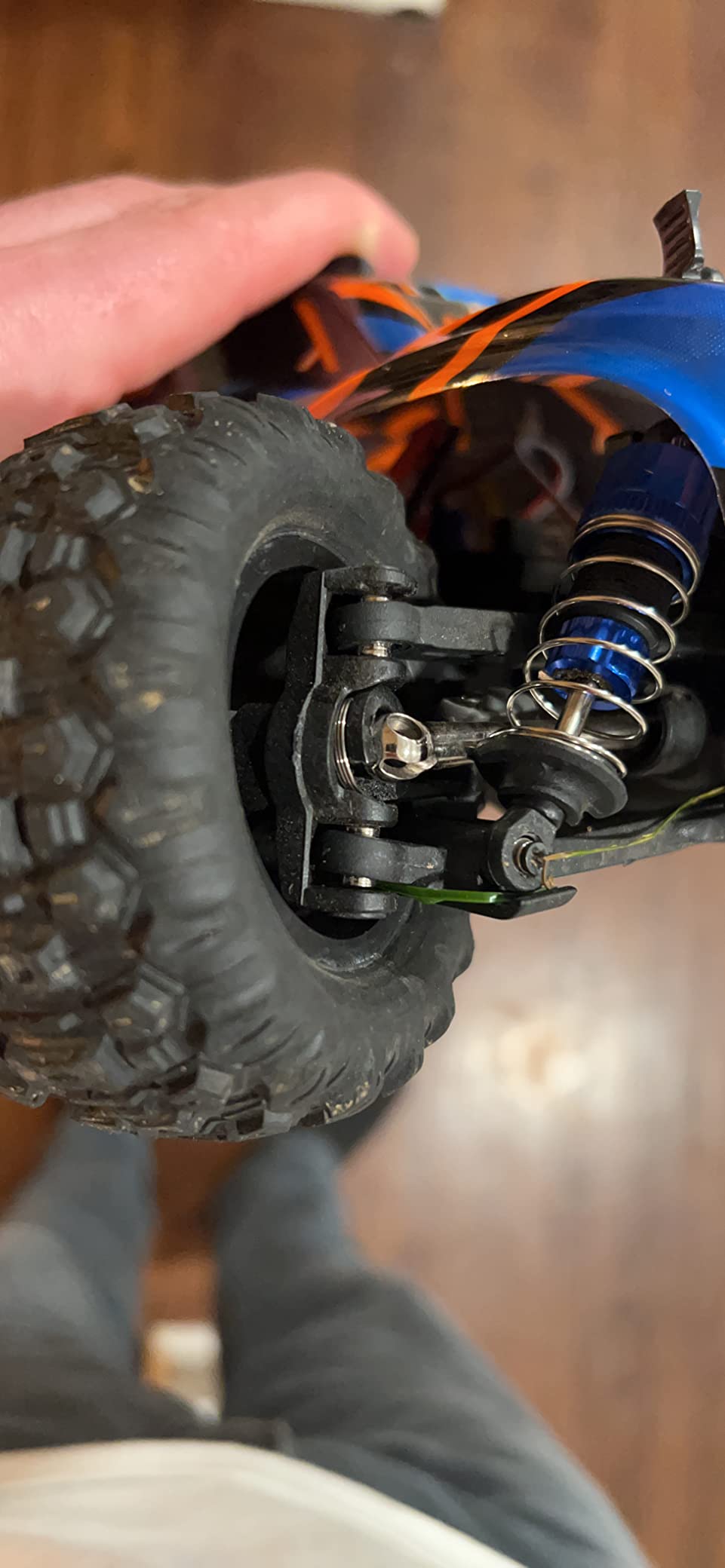 HYPER GO H16DR 1:16 Scale Ready to Run Fast Remote Control Car, High Speed Jump RC Monster Truck, Off Road RC Cars, 4WD All Terrain RTR RC Truck with 2 LiPo Batteries for Boys and Adults customer photo 1