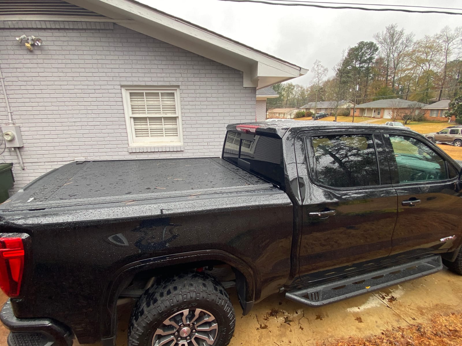 Retrax RetraxONE MX Retractable Truck Bed Tonneau Cover | 60488 | Fits 2019 - 2025 Chevy/GMC Silverado/Sierra 1500 w/Carbon Pro Bed 5' 10