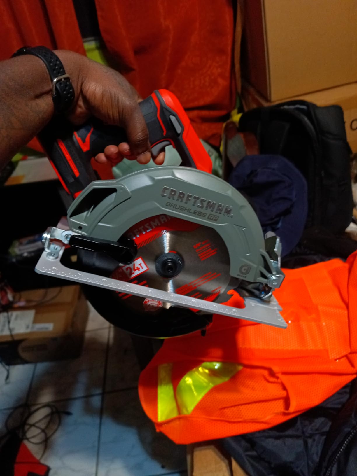 CRAFTSMAN V20 RP Cordless Circular Saw, 7-1/4 inch, Bare Tool Only (CMCS551B) customer photo 2