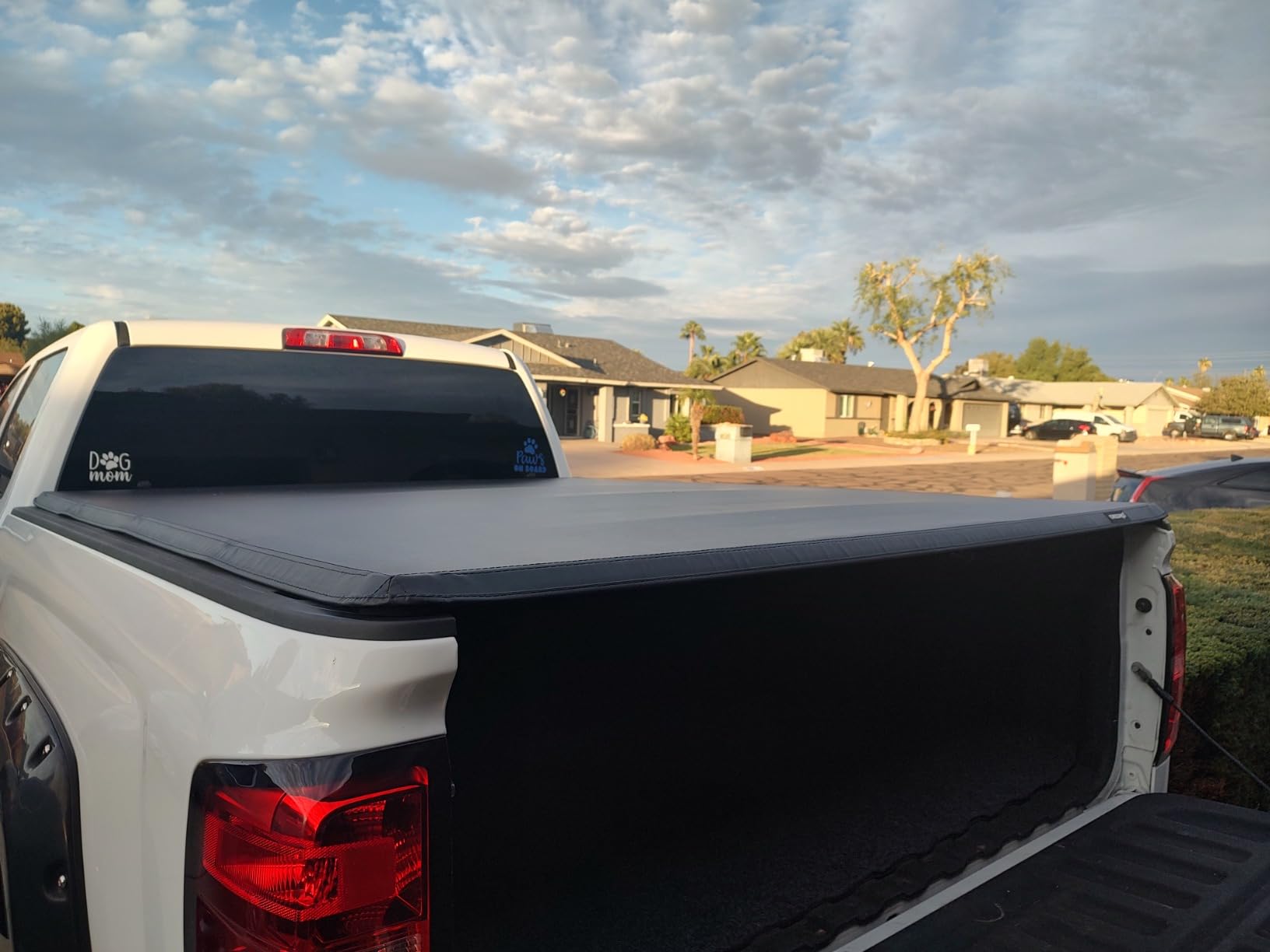 OEDRO Soft Quad-Fold Tonneau Cover for 2020-2026 Silverado 2500 3500HD 6.9' customer photo 2