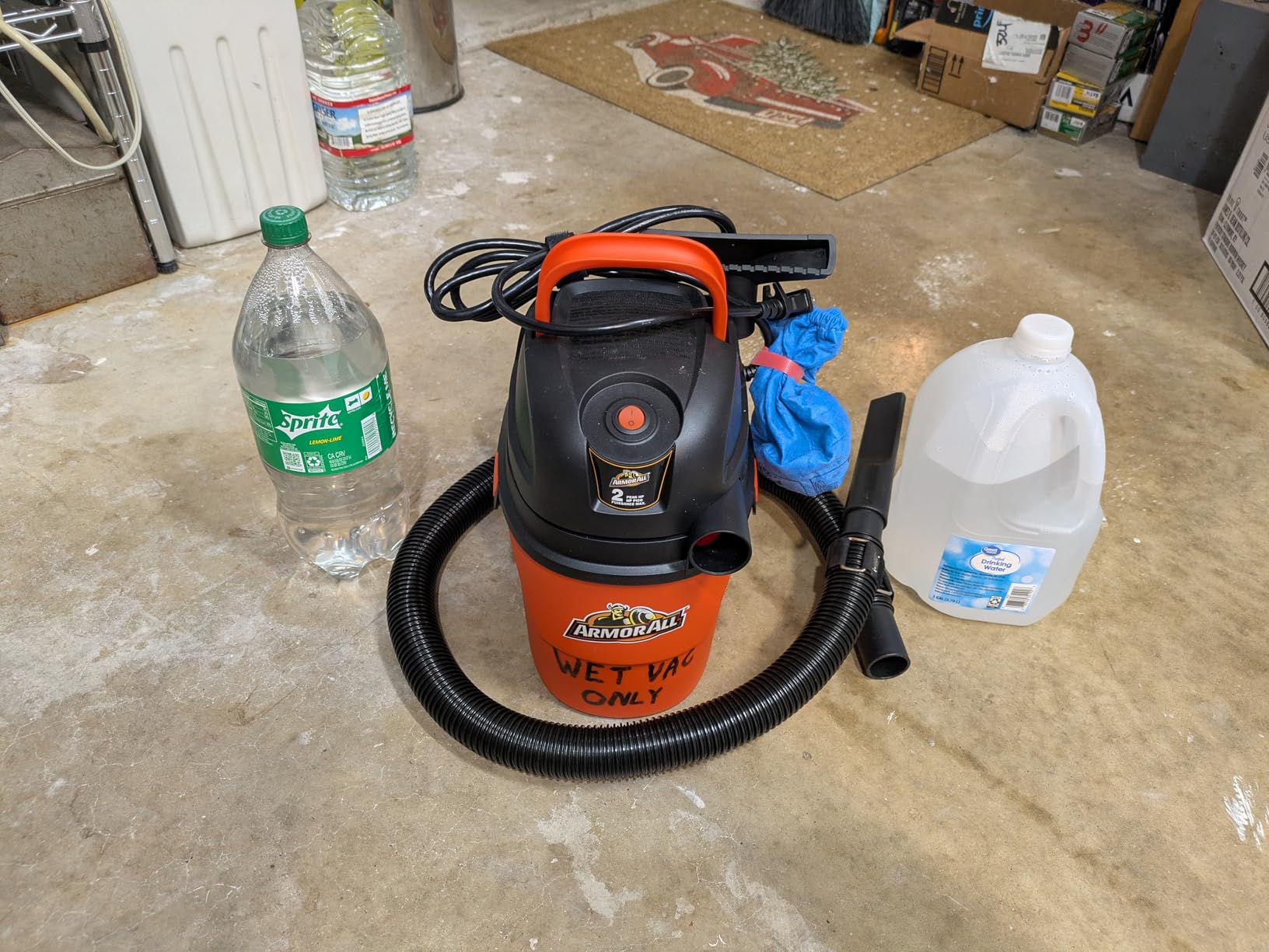 Armor All AA155 1.5-Gallon 2 Peak HP Portable Wet/Dry Vacuum, Orange customer photo 1