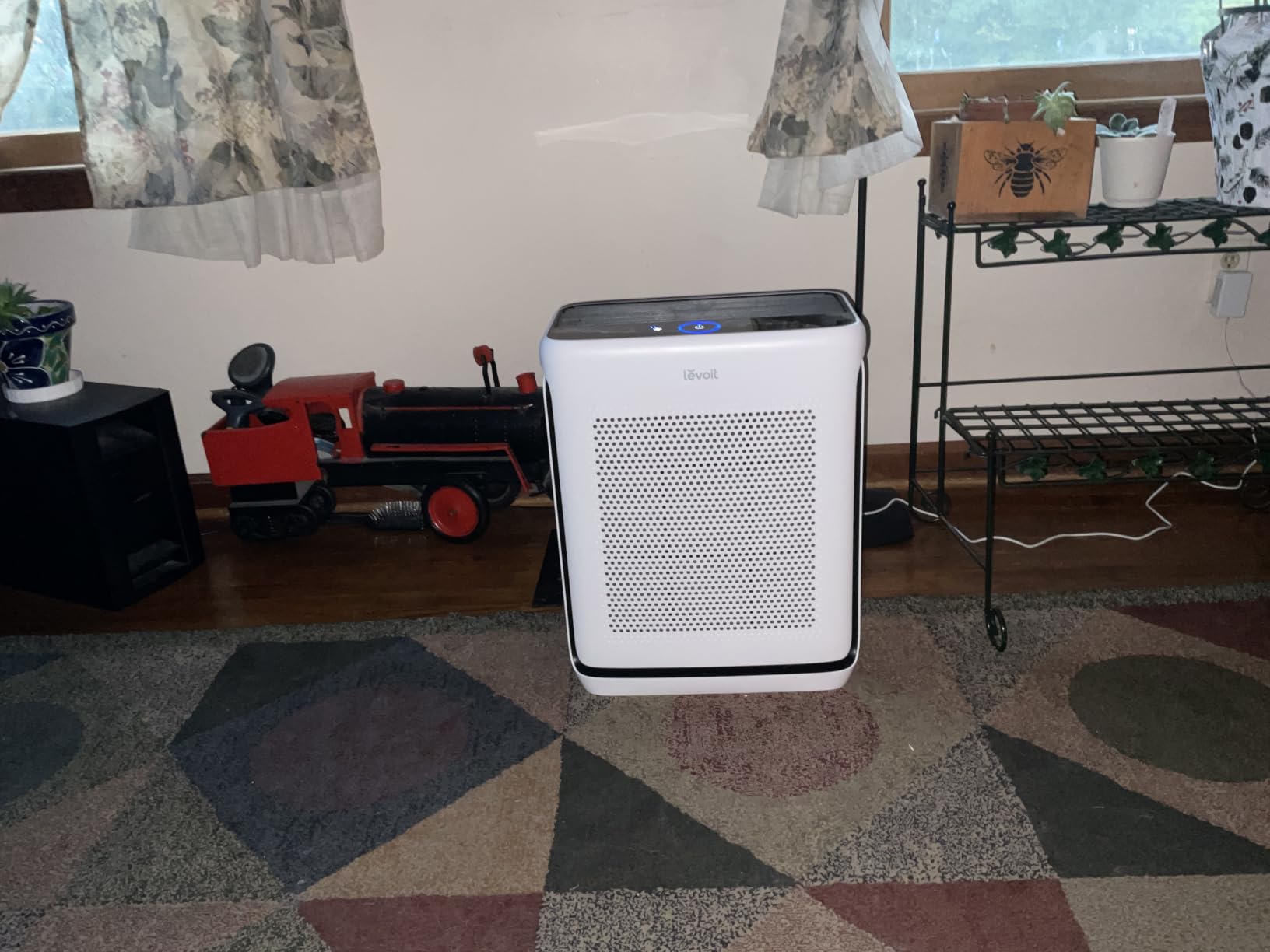 LEVOIT Smart Air Purifier for Home Large Room up to 1875 Ft² Vital 200S-P | For Quiet Bedroom at 27dB, AHAM VERIFIDE, Air Quality Monitor, HEPA Sleep Mode for Allergies, Pet Hair and dander, White customer photo 2