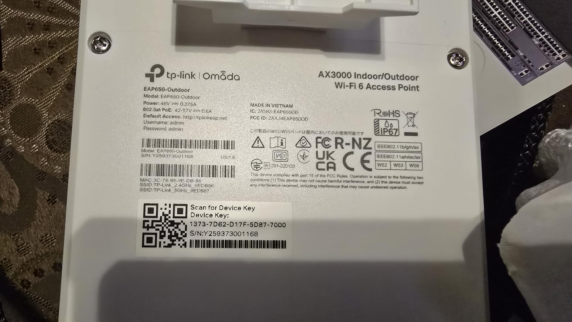 Omada AX3000 Outdoor Wireless Access Point, w/PoE Injector(EAP650-Outdoor) customer photo 1