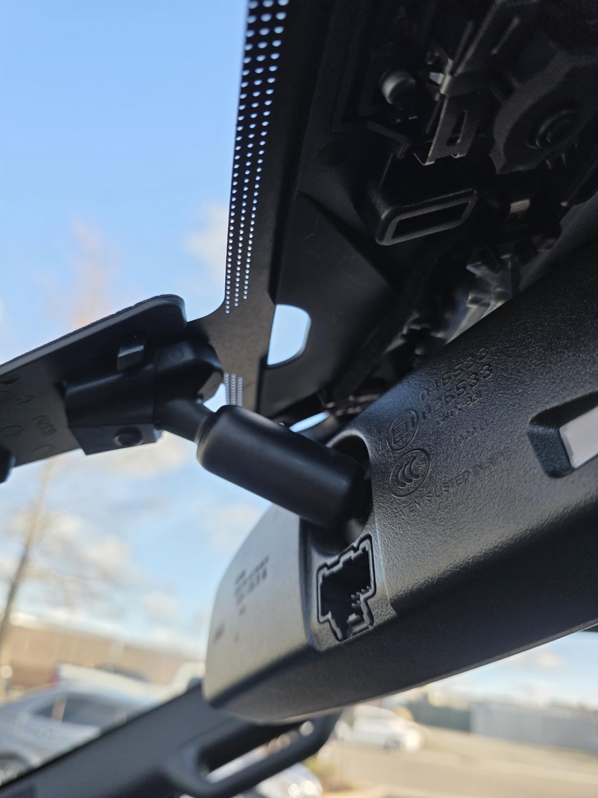 Mangoal 4K Dash Cam for Ford F150 2018-2026, F250 F350 F450 2020-2026 (A) | Super Duty 2020-2026, OEM Style, XLT Lariat King Ranch Raptor Limited Platinum, UHD 2160P Video, WiFi & App, GPS, 64GB Card customer photo 1