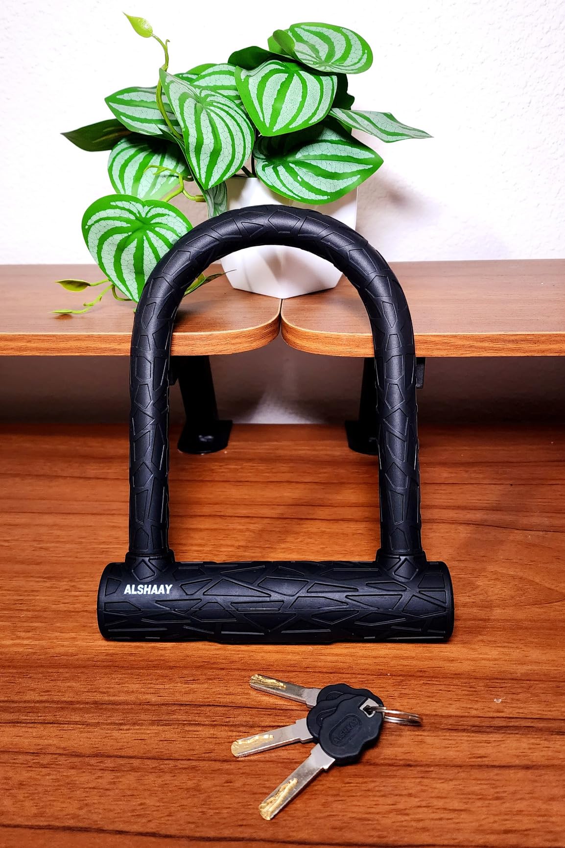 Long Bike U-Lock Set with Cable and Mounting Bracket | 240 x 100 mm inner space, includes 4 ft cable customer photo 1