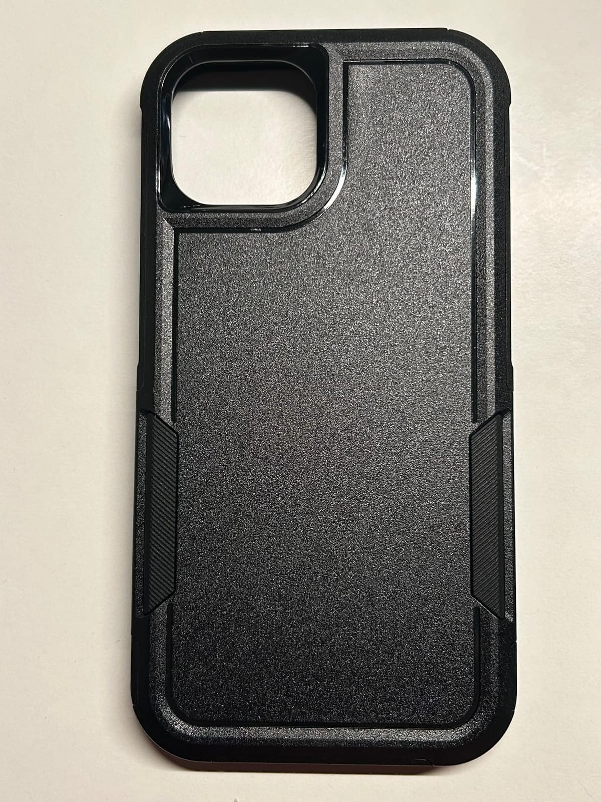 MDCN Heavy Duty Phone Case: Dual Layer Protective, Shockproof, Rugged Bumper Tough with Screen Protector - 16FT Military Grade Drop Tested for iPhone 14 / iPhone 13, Black customer photo 1