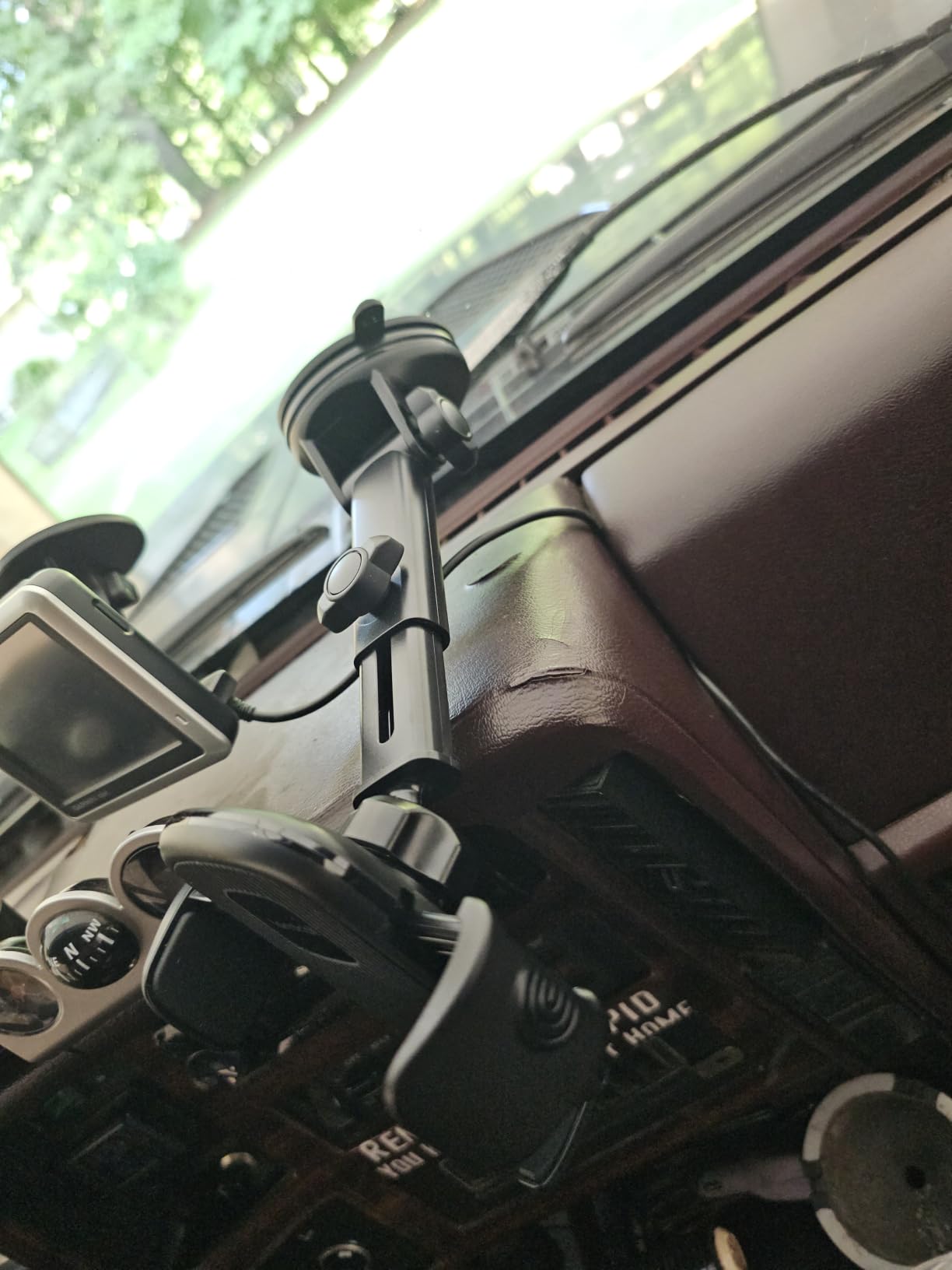 Lamicall Car Phone Holder Military-Grade Suction Cup Dashboard Windshield | 360 Rotation Phone Holders for Your Car, Quick Release Adjustable Phone Mount for Car Truck for iPhone 17 16 15 14 Pro Max customer photo 1