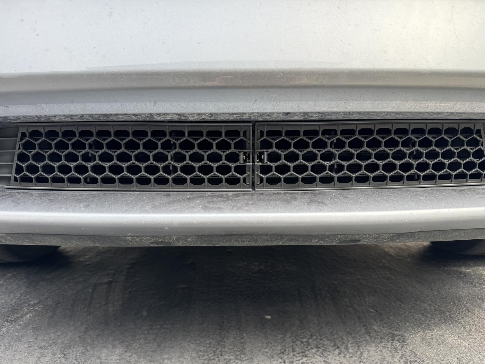 REFORM DESIGN Front Grill Mesh for 2020-2025 Tesla Model Y（Not for Juiper） customer photo 2