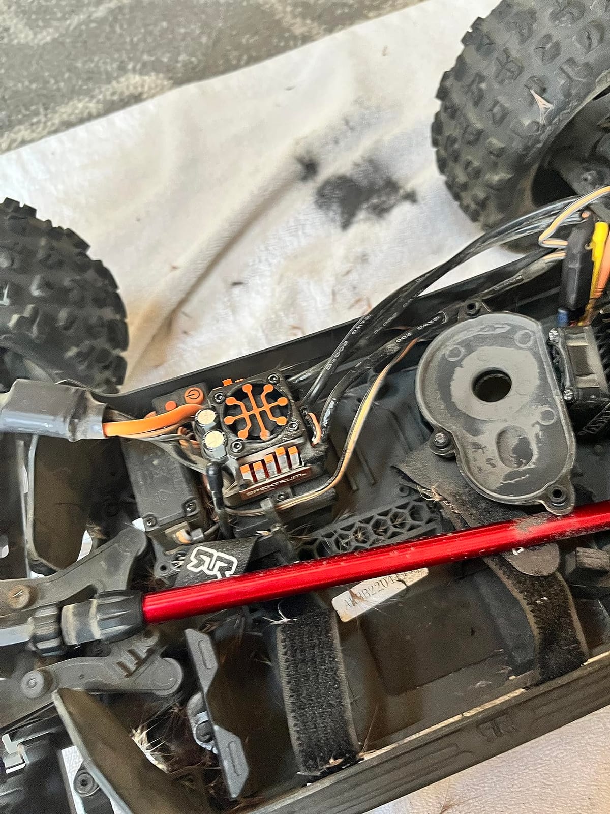 ARRMA RC Truck KRATON 4X4 4S BLX 1/10TH 4WD Speed Monster Truck RTR (Battery and Charger Not Included), Red, ARA4408V2T3 customer photo 2