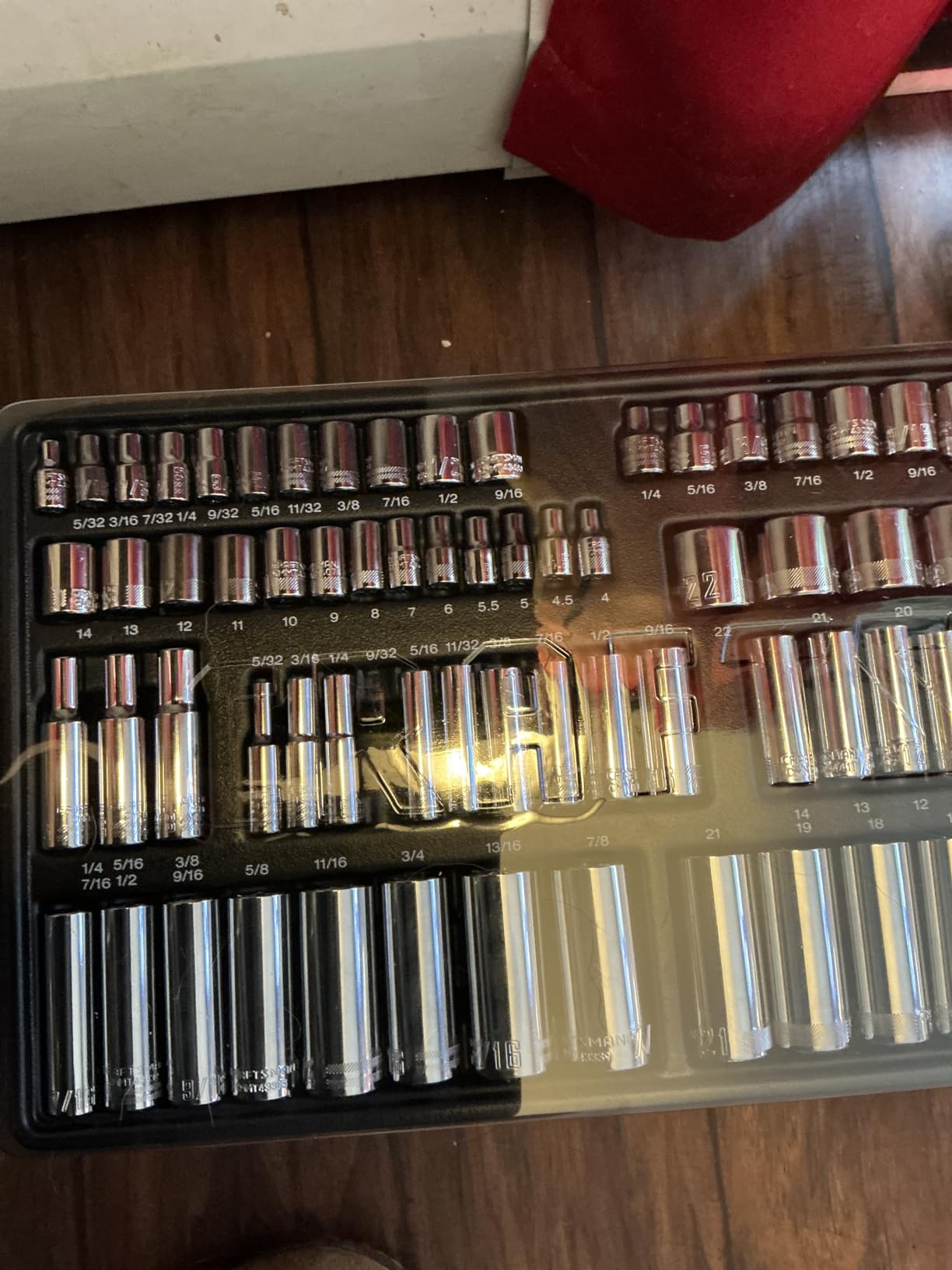 CRAFTSMAN Mechanics Tool Set, 298 Piece Hand Tool and Socket Set SAE/Metric (CMMT12139) customer photo 1