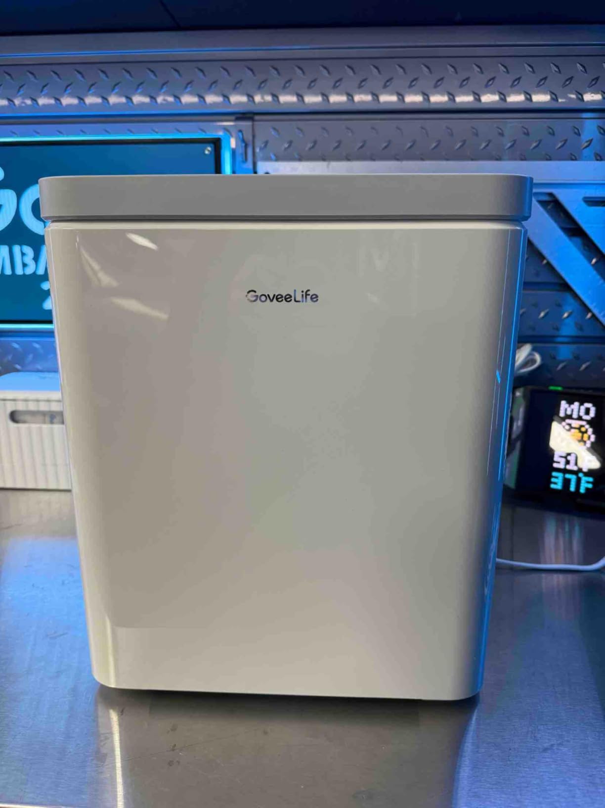 GoveeLife Smart Air Purifier for Home Large Rooms, Covers up to 1046 ft² | PM2.5 Monitor, 24dB Sleep Mode, 3-in-1 Filter Air Purifier with App and Alexa Control for Pet Hair, Odors, Pollen and Smoke customer photo 2