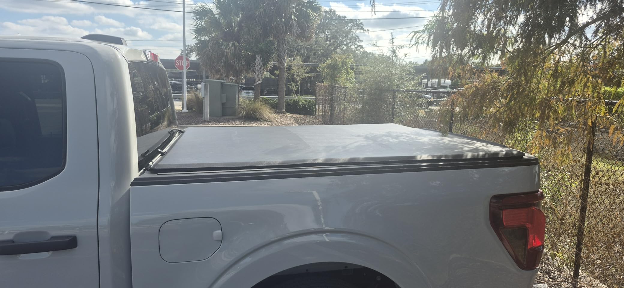 TOMOKA Soft Tri-Fold Tonneau Cover for 2004-2026 Ford F-150, 5.5ft Bed | Weatherproof Build; Secure Latch Tri-Fold Lock; Easy No-Drill Install customer photo 2