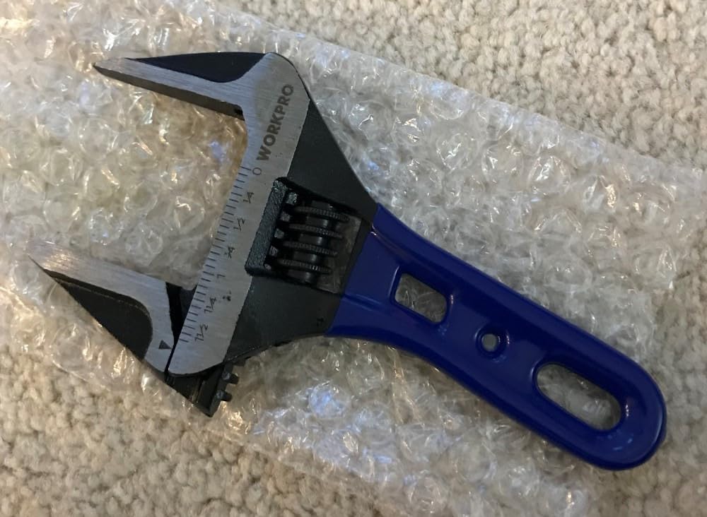 WORKPRO 6-Inch Stubby Adjustable Wrench, 1.5-Inch Extra Wide Jaw Opening customer photo 1