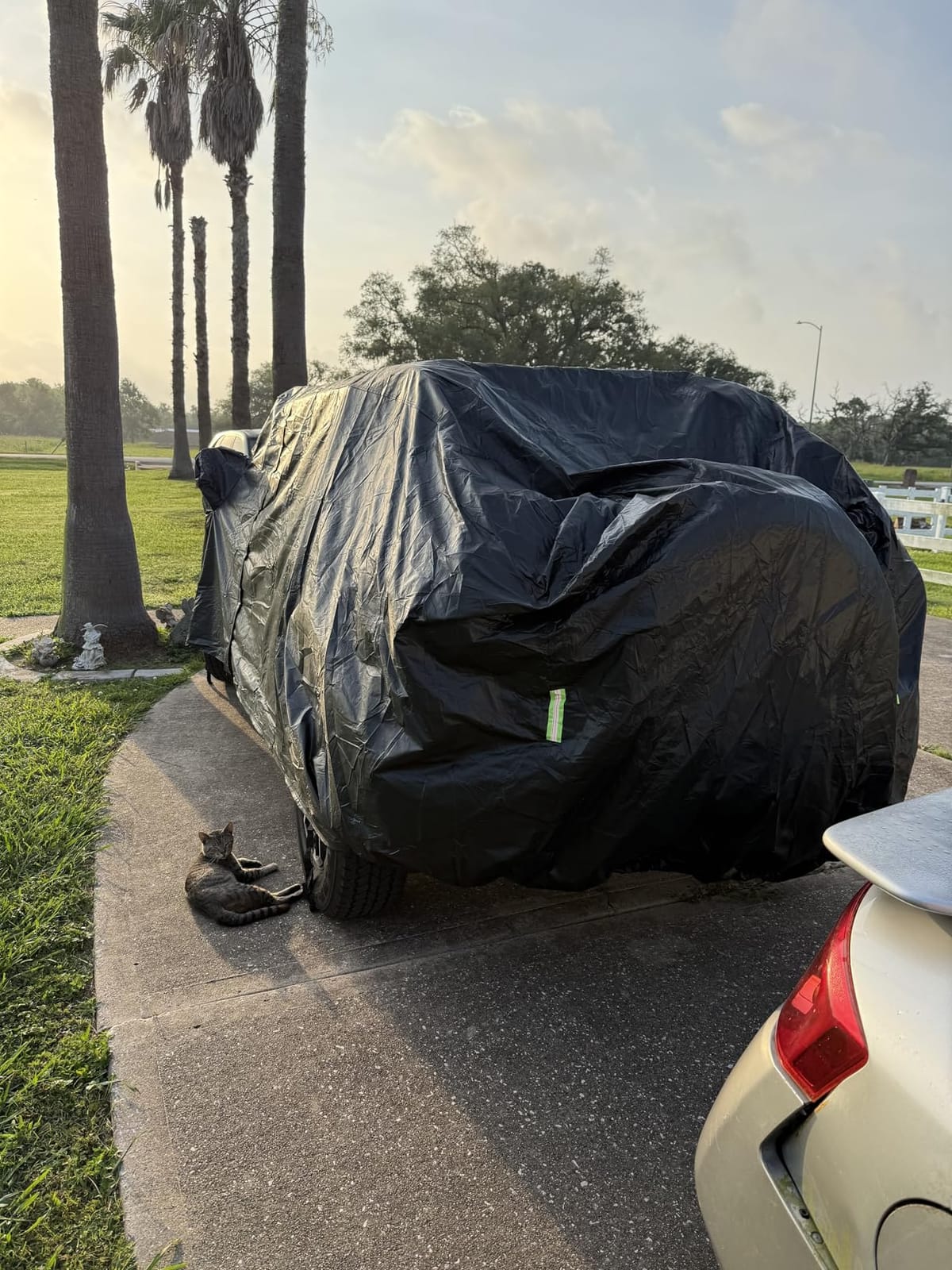 Waterproof Truck Cover Replace for Ford F150 / Dodge Ram 1500 / Chevy Silverado 1500 Crew Cab 5.5 ft, 6 Layers All Weather Car Cover with Zipper Door for Snow Rain Dust Hail Protection customer photo 2