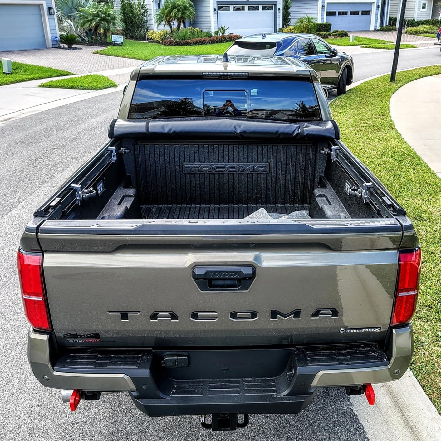 OEDRO Soft Roll Up Truck Bed Tonneau Cover Fit for 2024-2026 Tacoma 5ft Bed | Soft Roll-up Truck Bed Cover Compatible with 2024-2026 Toyota Tacoma (Excl. Trail), 5ft Bed with Track Rail System customer photo 1
