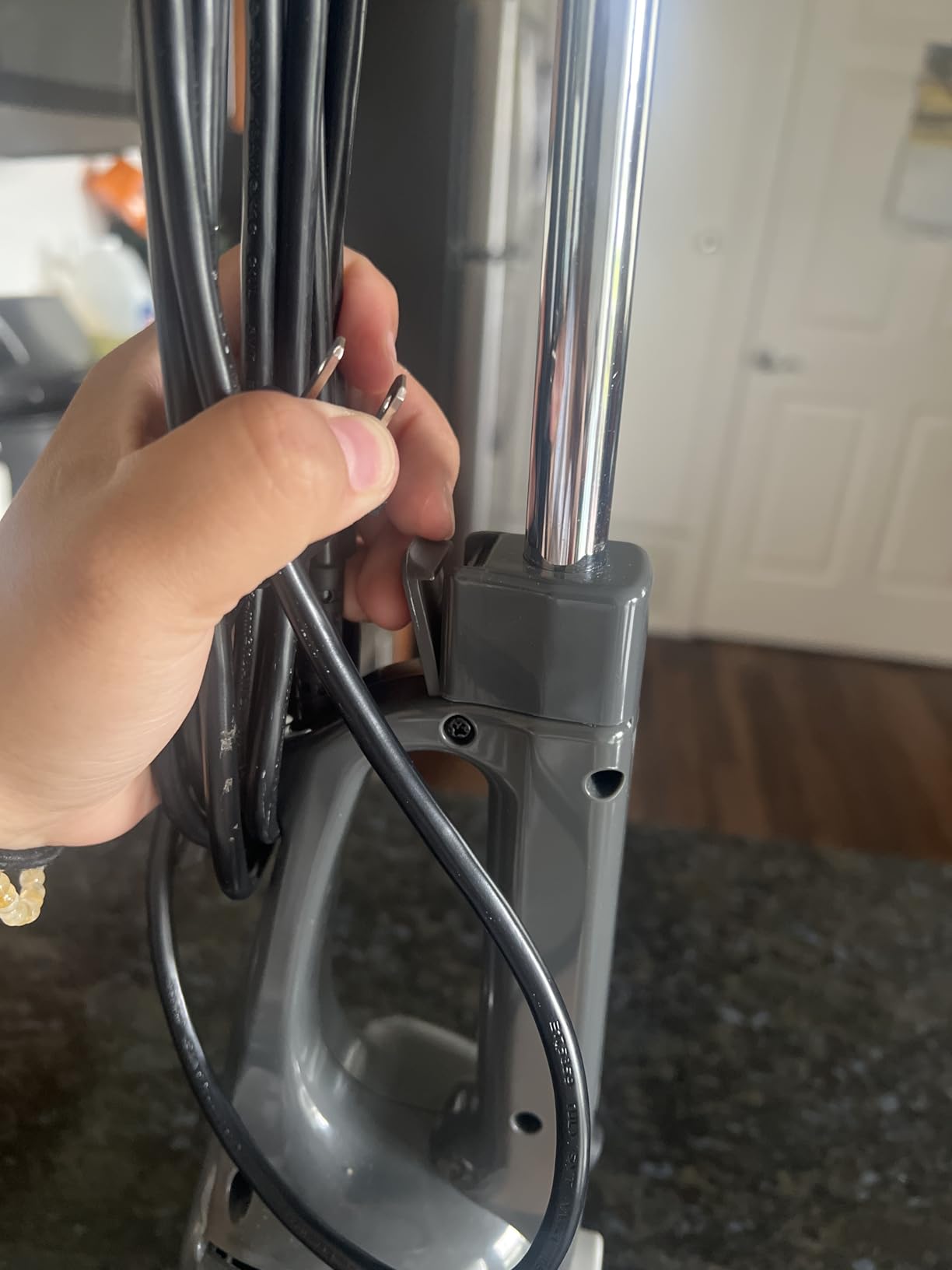 Amazon Basics 2-in-1 Corded Stick Vacuum Cleaner, Converts to Handheld, Lightweight (3.9 LBS), with Washable Filter, Crevice Tools, 0.5L Dust Cup, Self-Standing, 19.7-Ft Cord, 300W, Black customer photo 1