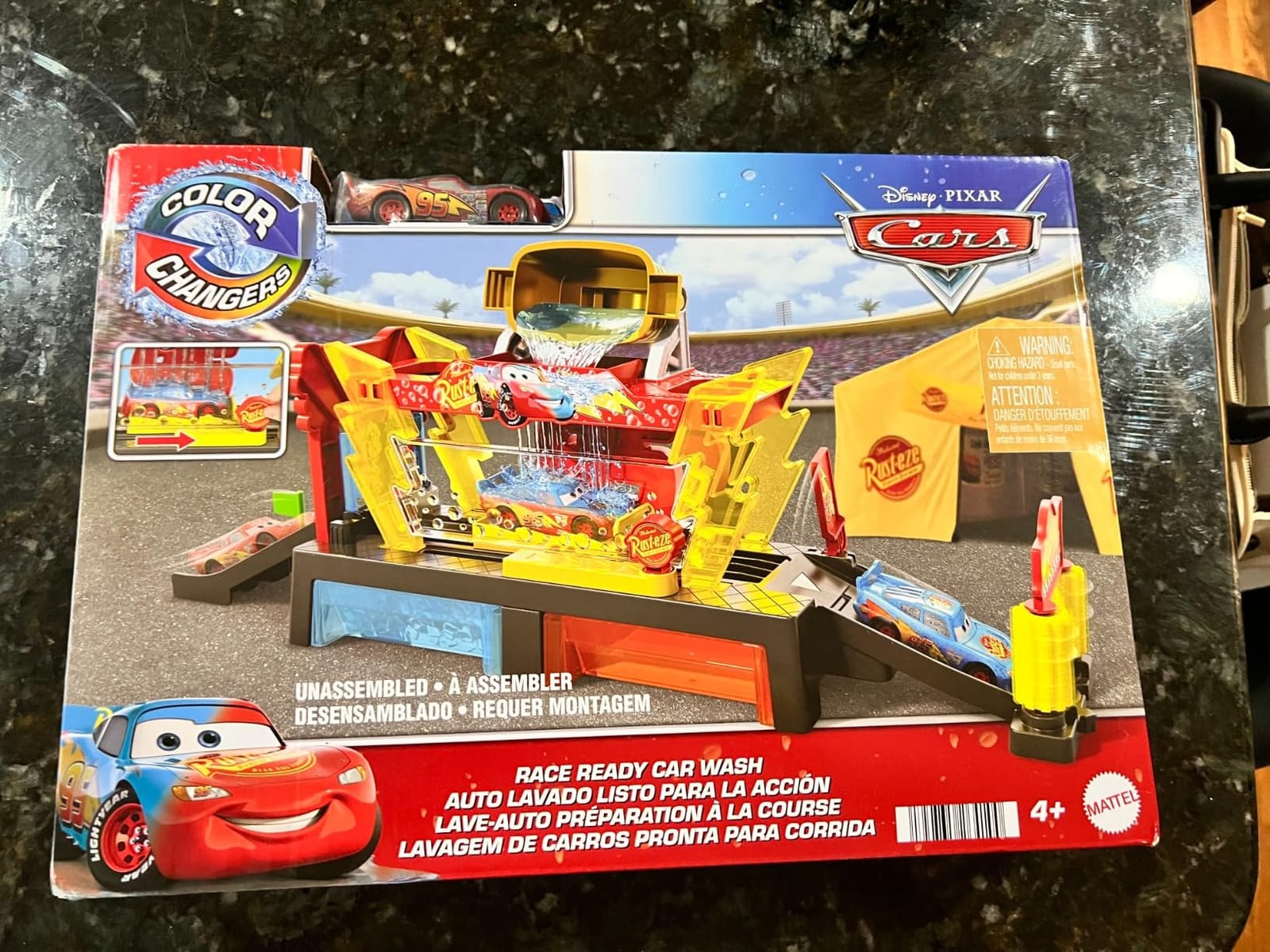 Mattel Disney and Pixar Cars Color Changers Car Wash Playset | Includes Color Changing Lightning McQueen Toy Vehicle, 20-Inches Long, Connects to Other Sets customer photo 2