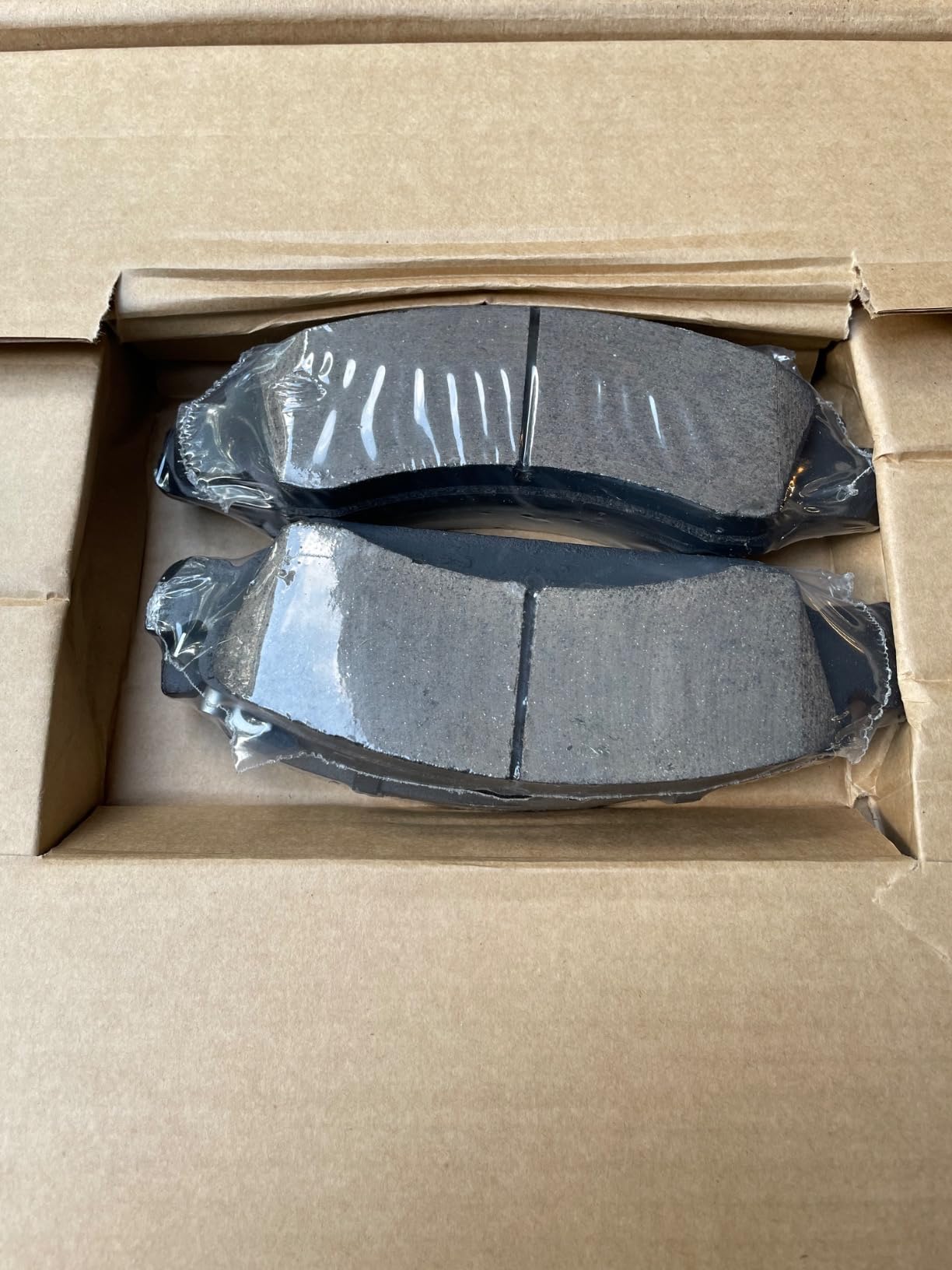 VEVOR Front Rear Brake Kit for 2014-2018 Chevy Silverado GMC Sierra 1500, 2015-2020 Suburban Tahoe Yukon XL Escalade ESV, Drilled & Slotted Brake Rotors Ceramic Brake Pads Replacement Kit customer photo 2