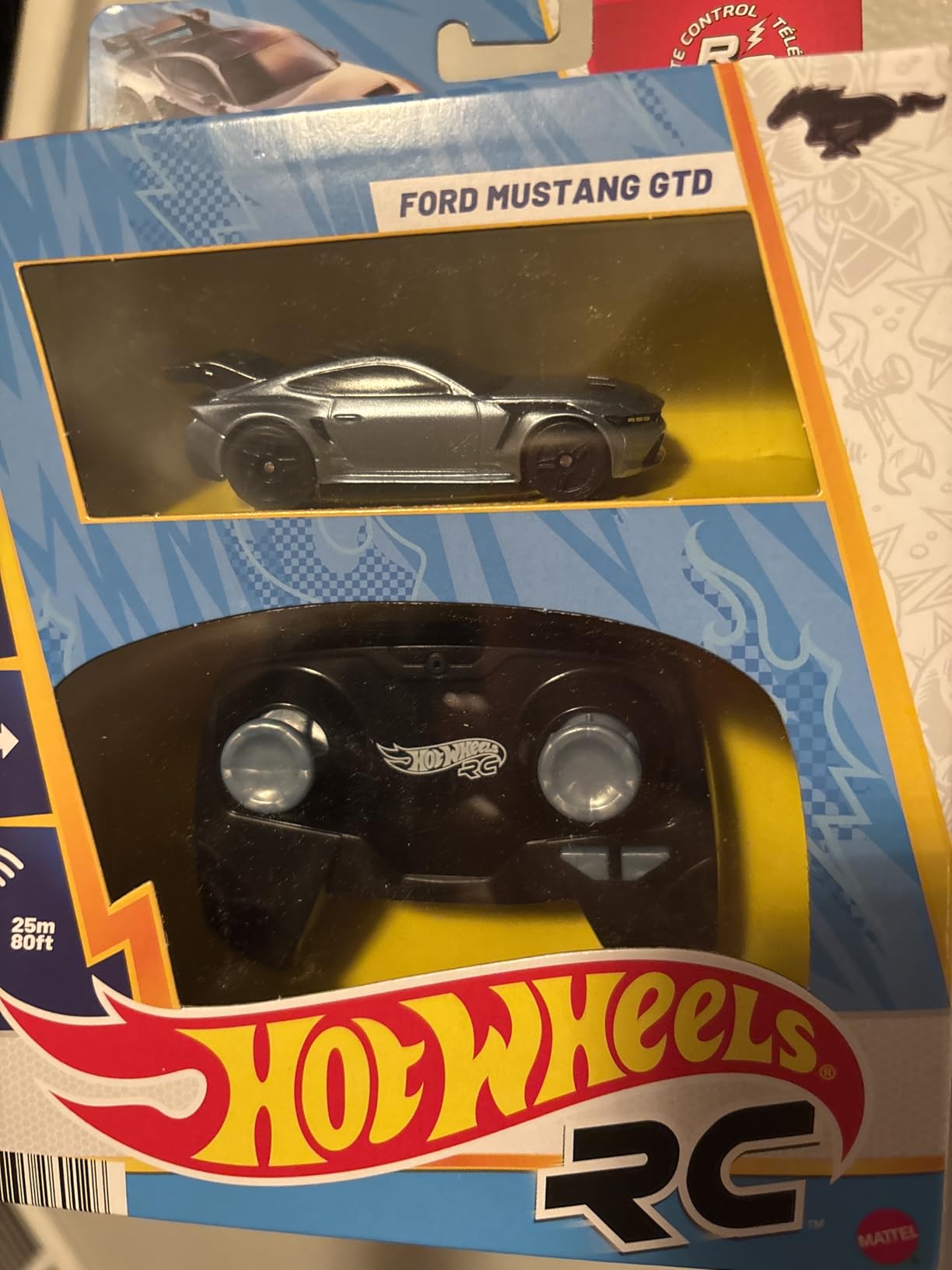 Hot Wheels RC Ford Mustang, Remote-Control Toy Car | 1:64 Scale Booster Button to Race & Stunt On or Off Track, Recharge with USB Cable, Full-Function customer photo 1