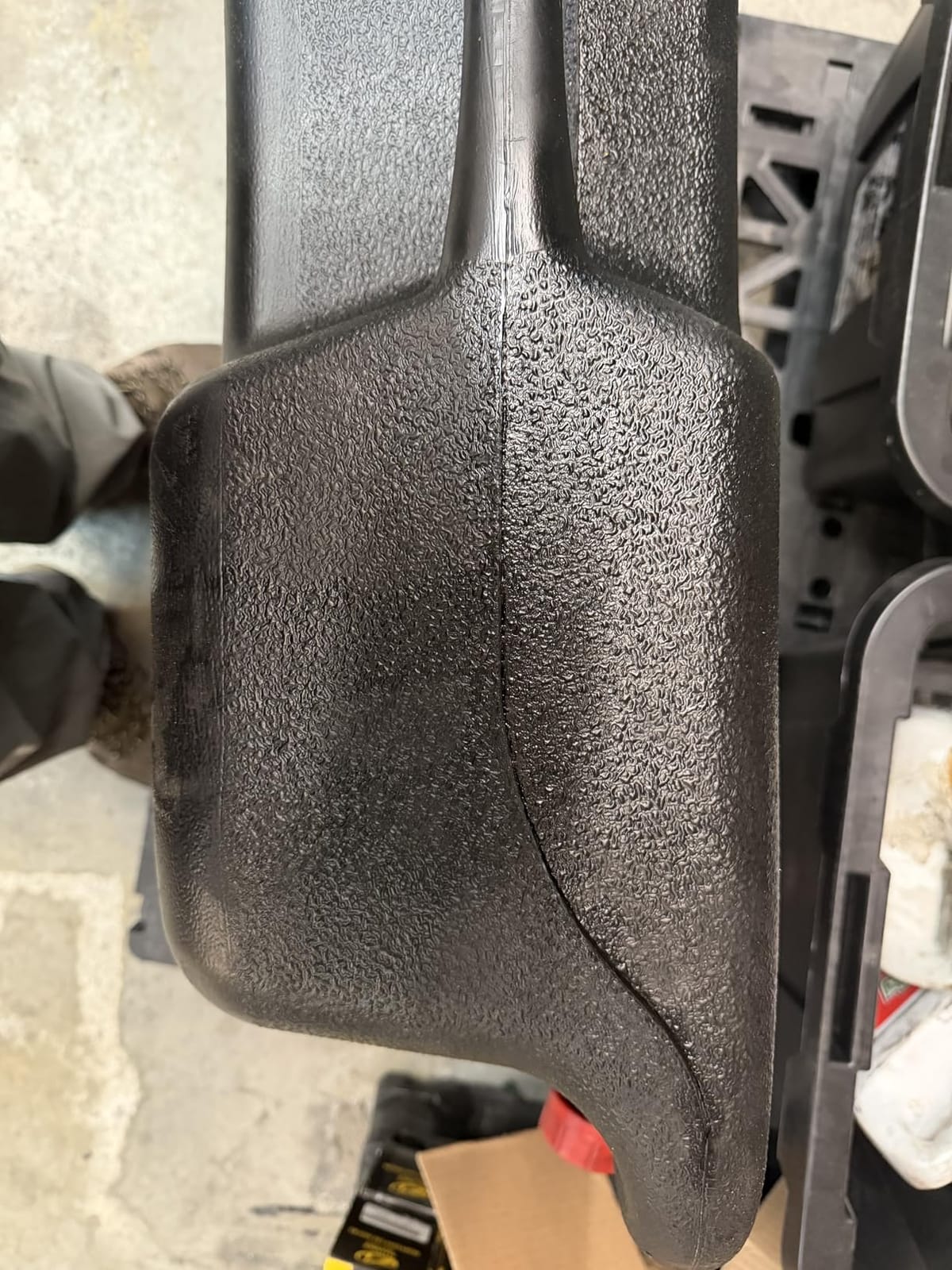 AAIN 15-Gallon Oil Drain Pan, 58-Quart Large Opening | Sealing Cap| Leak-Resistant Design| Screw Vent| Smooth Oil Pouring| Car & Truck Maintenance| Black customer photo 2