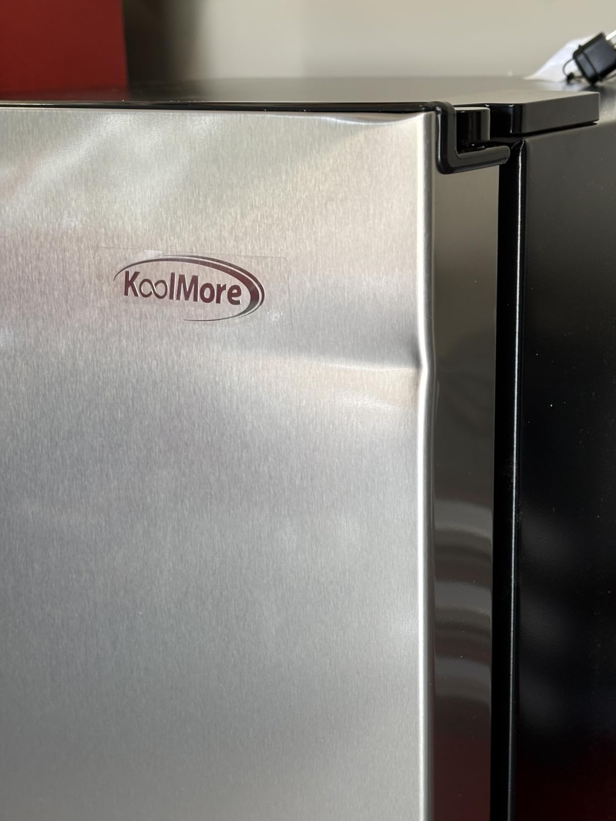KoolMore 7 cu. ft. Convertible Garage Ready Upright Freezer/Refrigerator in White (KM-RUF-7S) customer photo 2