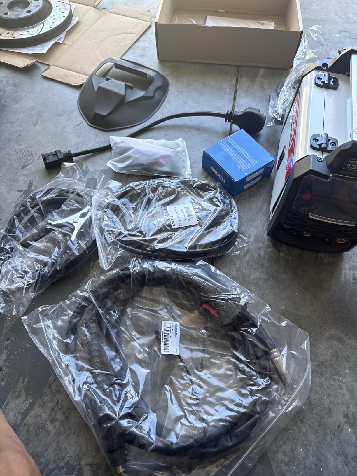 ANDELI 110V/220V MIG Welder 135A ，PULSE Flux Core/Lift TIG/Stick 4-in-1 customer photo 2