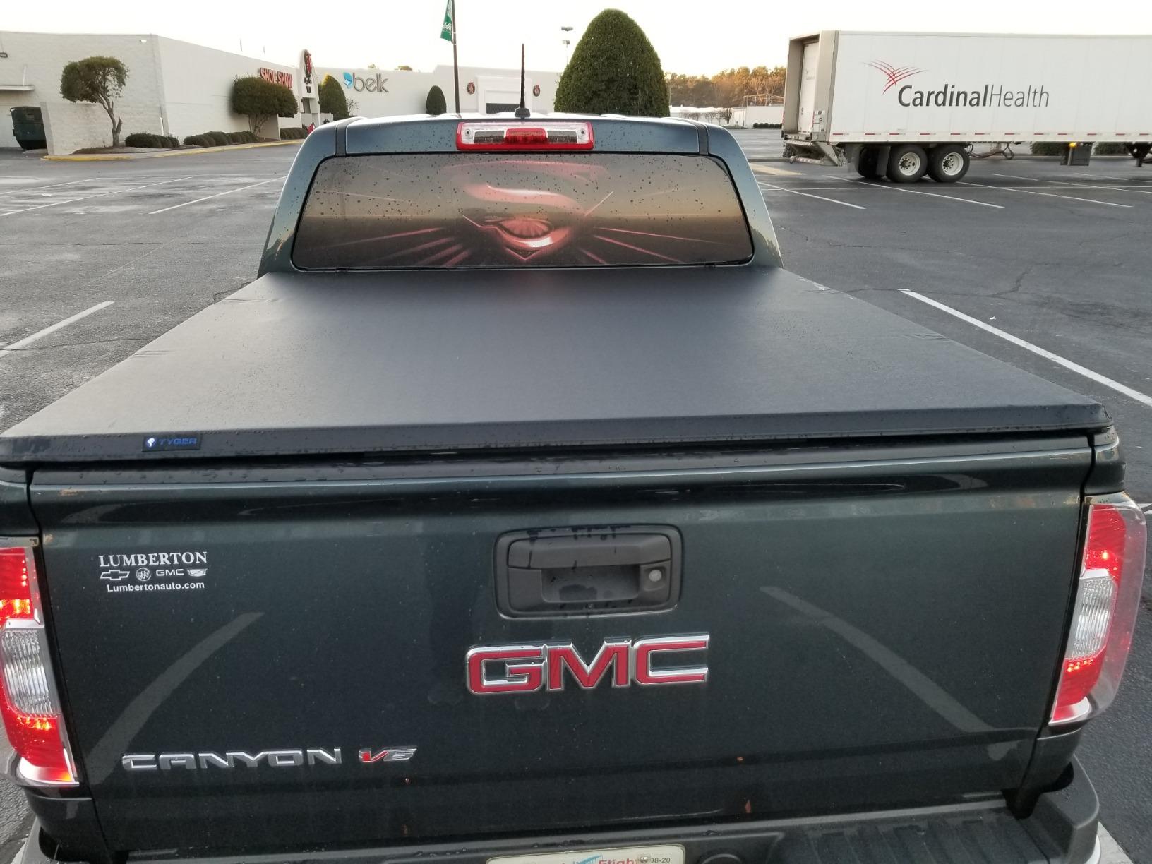 Tyger Auto T3 Soft Tri-fold Truck Bed Tonneau Cover Compatible with 2023-2026 Chevy Colorado GMC Canyon | 5'1