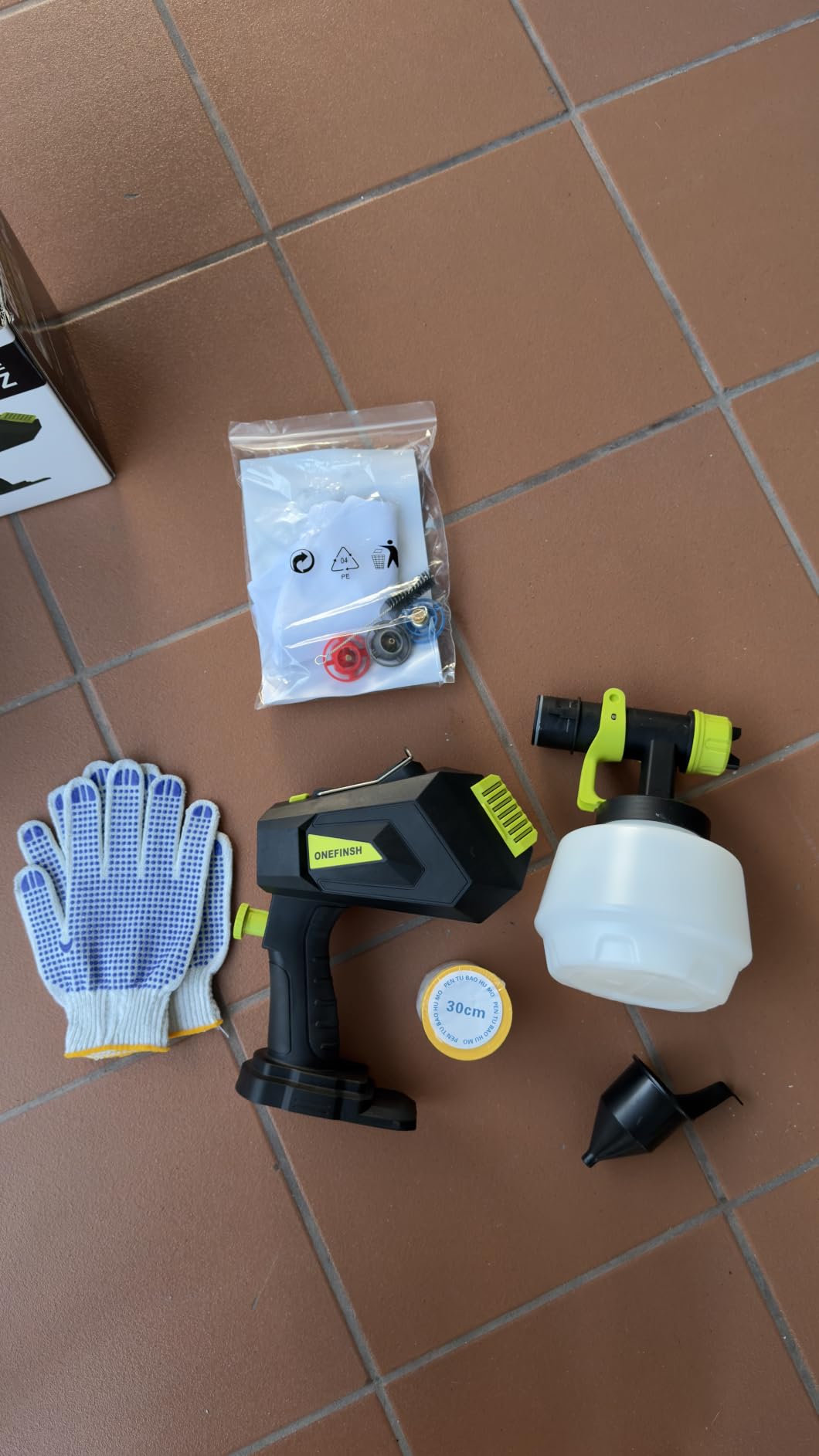 Cordless Paint Sprayer for Ryobi 18V Battery, Handheld HVLP Paint Gun with 3 Spray Patterns & 4 Nozzles, Ideal for DIY Projects, House Painting, Furniture & More (No Battery Included) customer photo 2