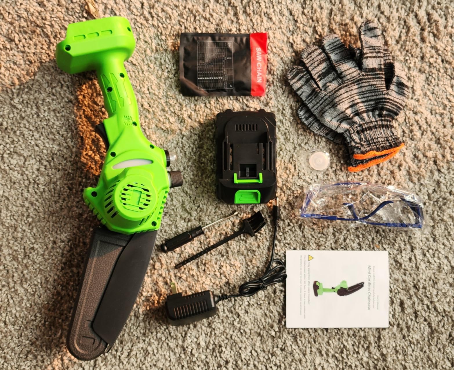 Tietoc Mini Chainsaw 8 inch Cordless with 2x 4000mAh Batteries, Battery Powerd Chain saw with Oiler, Lightweight Handheld Saw for Hous customer photo 1