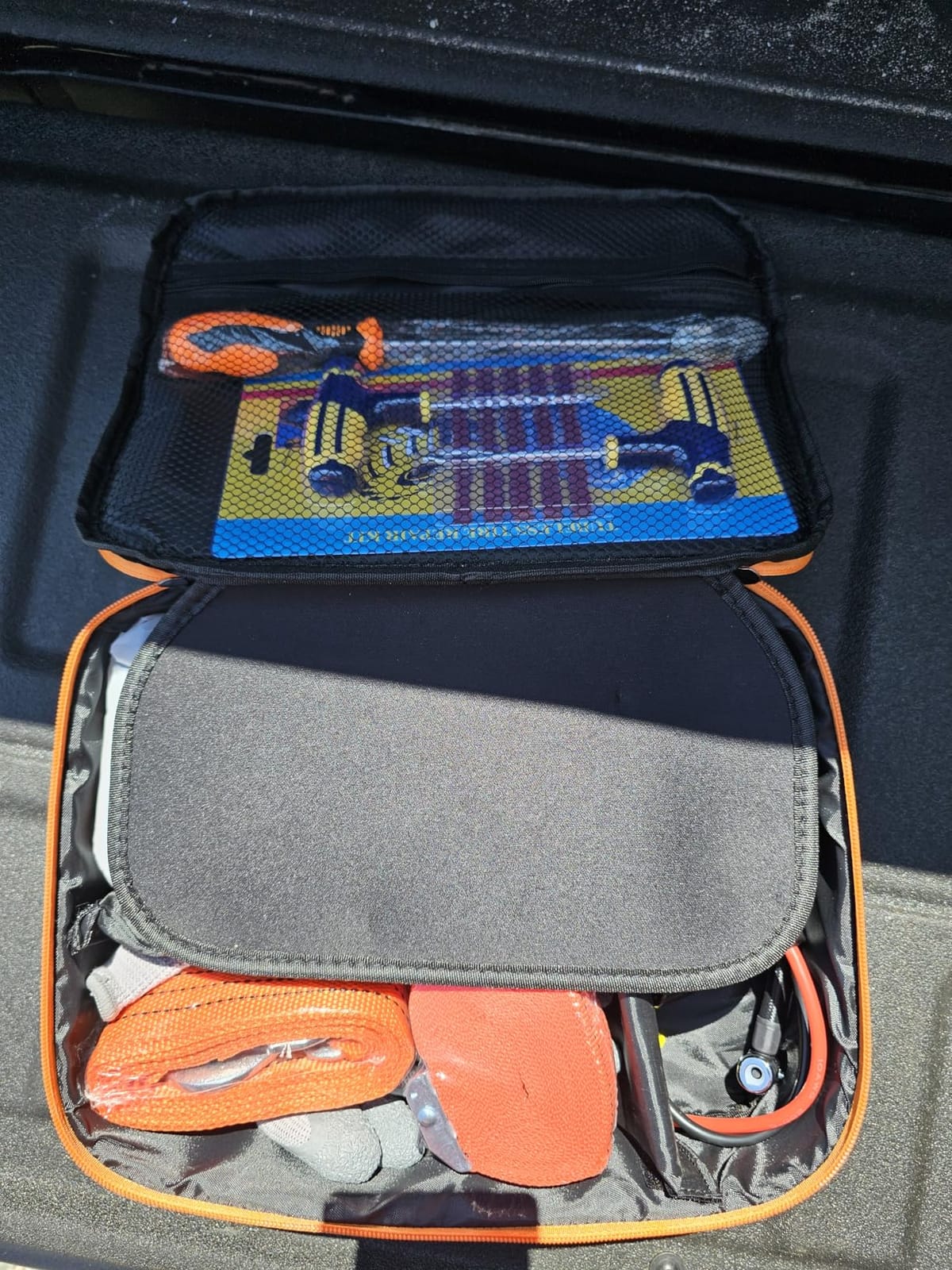 TREKURE 16-in-1 8000A Car Battery Jump Starter with Air Compressor 160PSI, Jump Starter Jump Box (All Gas 12L Diesel) with Portable Jumper Cables, Auto-Shutoff Tire Inflator, Gloves, Tow Rope customer photo 1