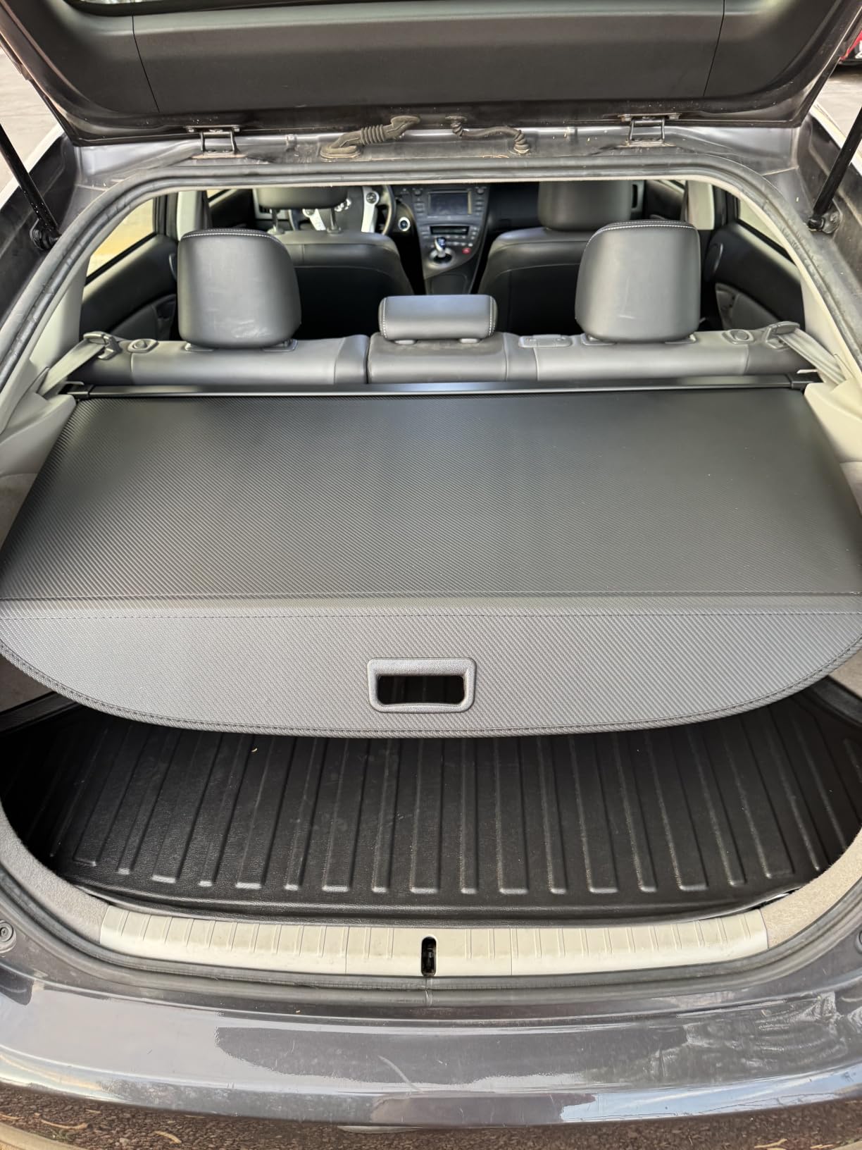 AUXKO Retractable Cargo Cover for Kia Telluride 2025-2020, Carbon Fiber | 4 PCS Headrest Hooks, Tool-free Shade, Anti-peeping Privacy Screen, Anti-UV Luggage Accessory, Waterproof Rear Trunk Cover customer photo 2
