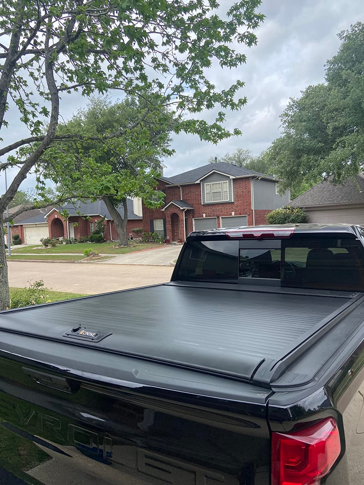 ONINE Retractable Hard Tonneau Cover for Chevy Colorado GMC Canyon 5ft Bed | Fits 2015-2026 Model, Truck Bed Cover, 5ft(61.7