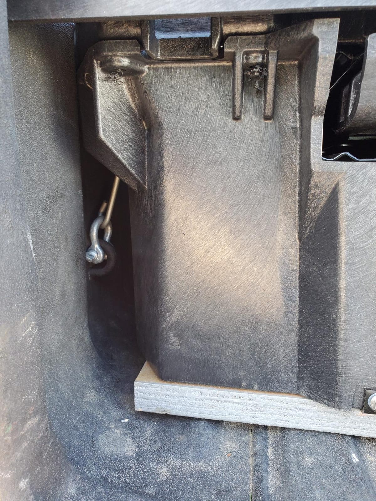 DECKED Truck Bed Storage System Includes System Accessories | Compatible with Chevy Silverado & GMC Sierra 1500/2500/3500 (2007-2019) 8' customer photo 1