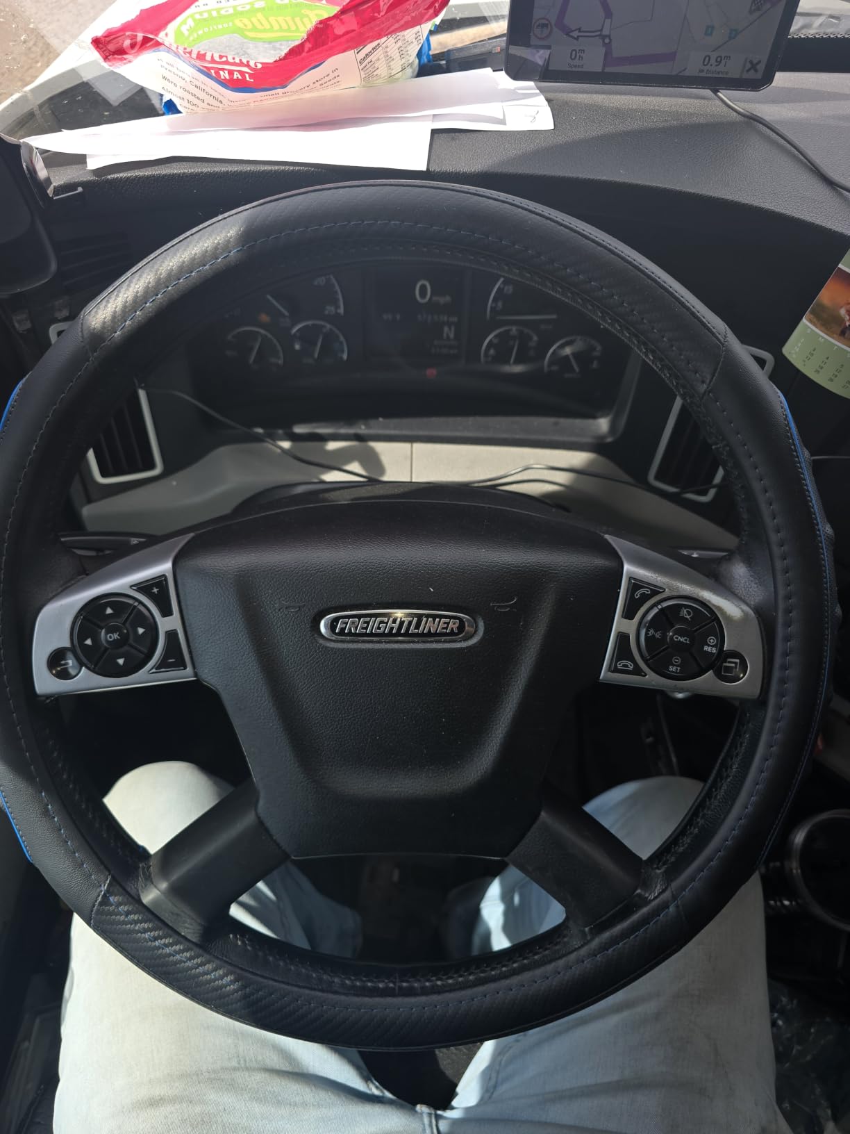 18 Inch Semi Truck Steering Wheel Cover for Freightliner Cascadia, Kenworth T680 T880, Peterbilt 579 & Volvo VNL - Heavy Duty Anti-Slip Leather Grip for Big Rig Class 8 Trucks - Black customer photo 1
