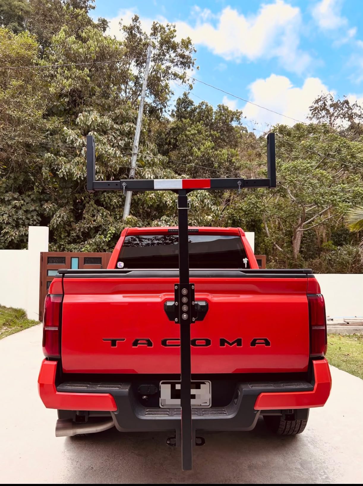 TRUSOON Upgrade Truck Bed Extender Hitch Mount, 2-in-1 Adjustable Kayak Hitch Extender, Heavy Duty Steel and 1000 lbs Load Capacity with Hitch Tightener Anti Rattle Stabilizer for Canoe, Lumber customer photo 2