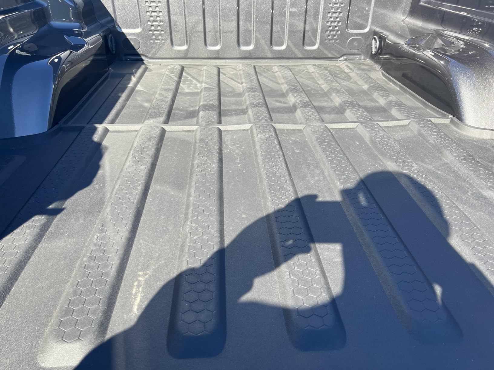 3W Truck Bed Mat for 2019-2026 Silverado & Sierra 1500 6.6FT Standard Bed | TPE Custom-Fit, Heavy-Duty All-Weather Liner Blocks Mud & Spills; Not Fit 5.5'/5.8'/6.8'/8.2' Bed customer photo 1