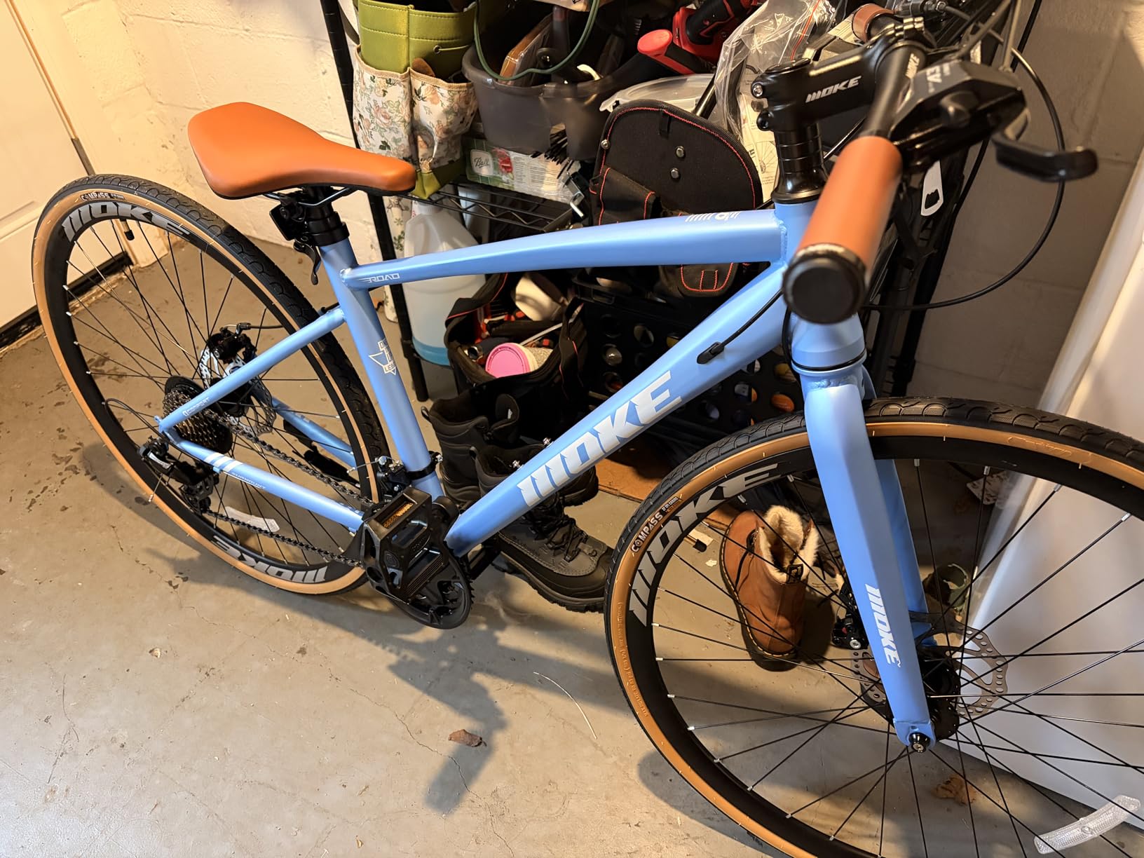 DEYGIA Hybrid Bike, 24-Speed 700C Wheel Hybrid Bicycle with Dual Disc Brakes, Trigger Shifting, Internal Wiring Frame, Lightweight City Commuter Bicycle for Men Women Adult customer photo 1