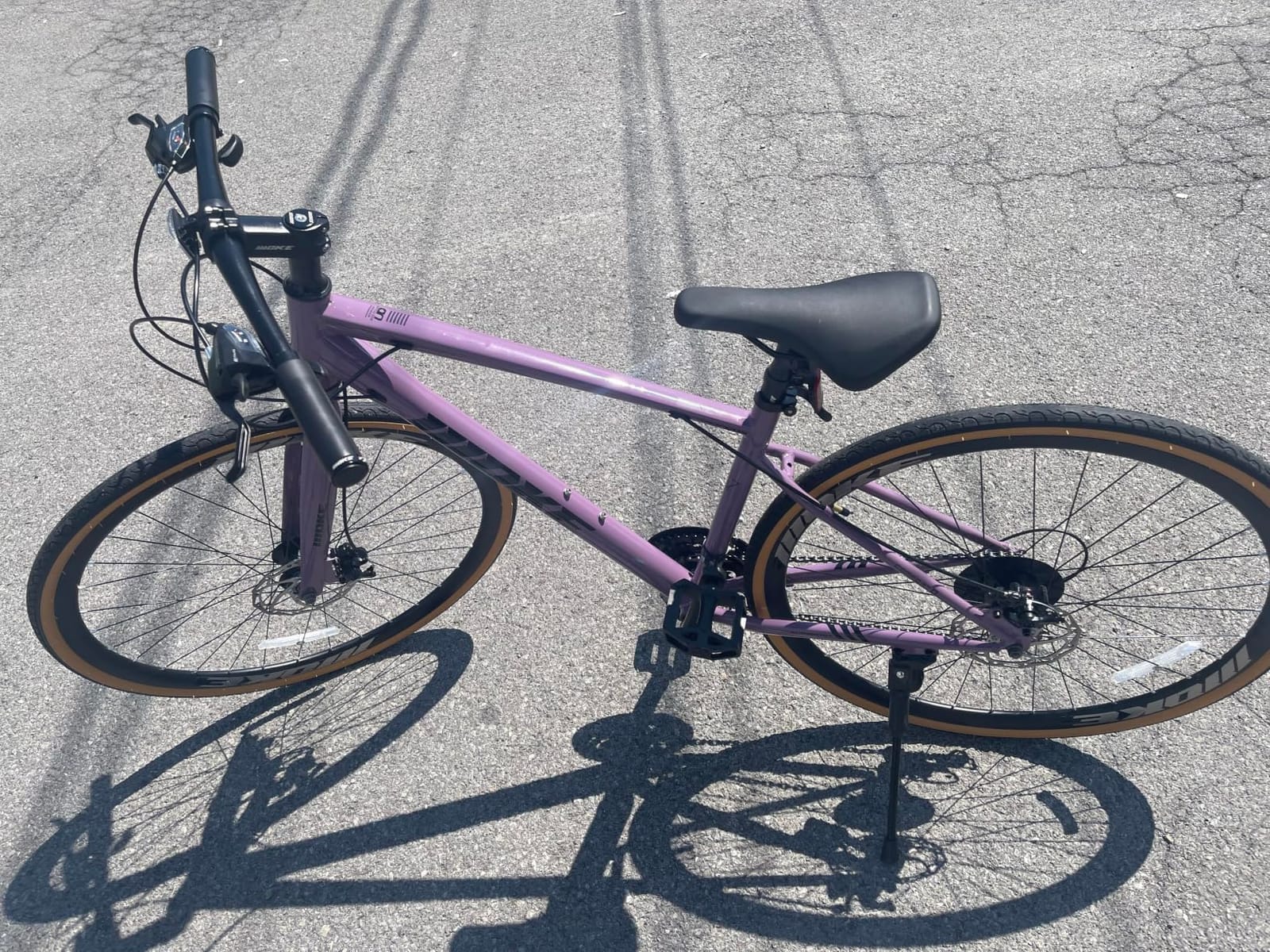 DEYGIA Hybrid Bike, 24-Speed 700C Wheel Hybrid Bicycle with Dual Disc Brakes, Trigger Shifting, Internal Wiring Frame, Lightweight City Commuter Bicycle for Men Women Adult, Multiple Colors customer photo 1