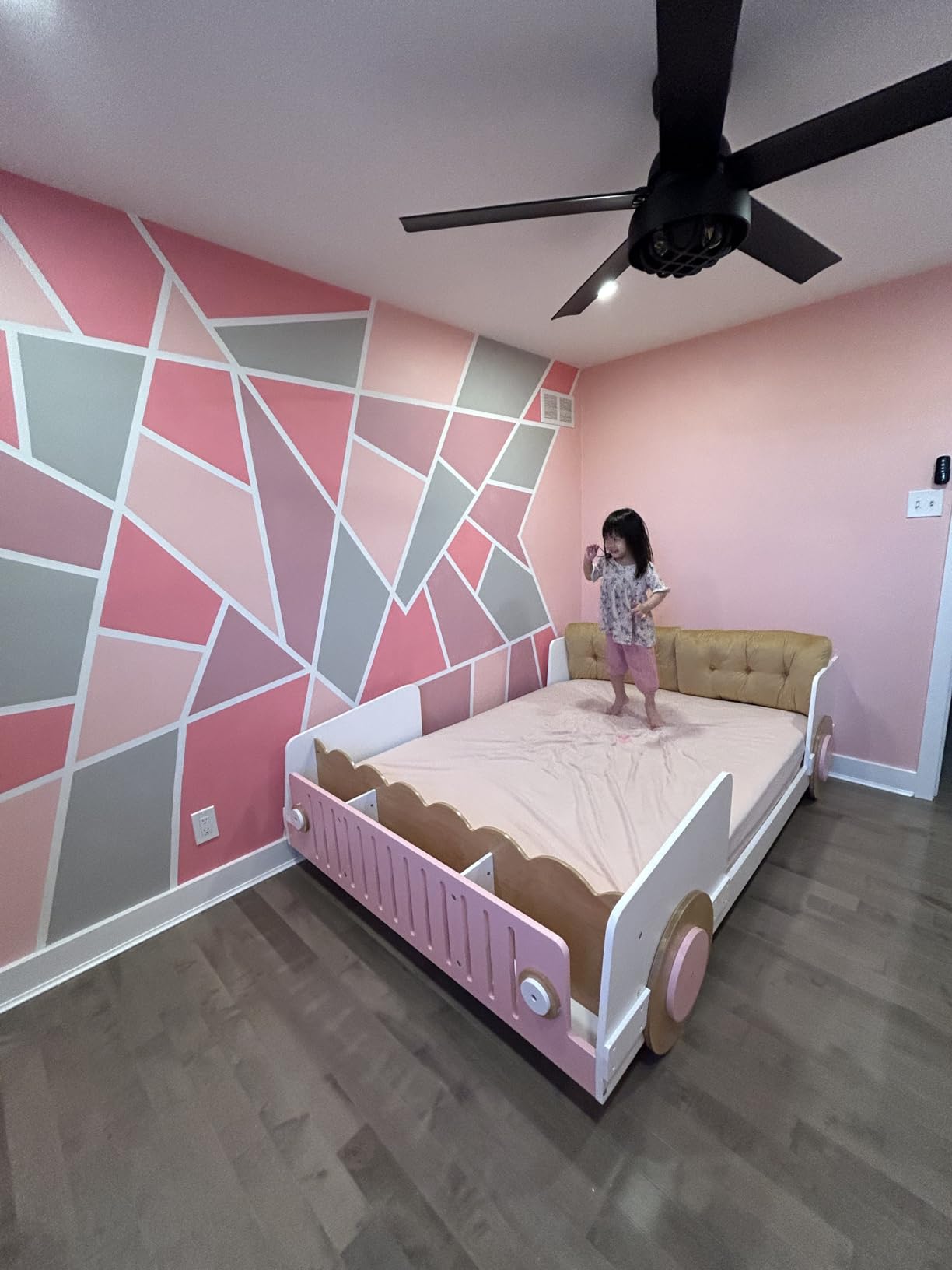 Bellemave Twin Size Floor Bed with Cute Car-Shape Design, Montessori Floor Bed Twin with Drawers and Kids Study Desk, Solid Wood Cars Bed Frame for Kids, Boys, Girls, Childlike Design, White customer photo 1