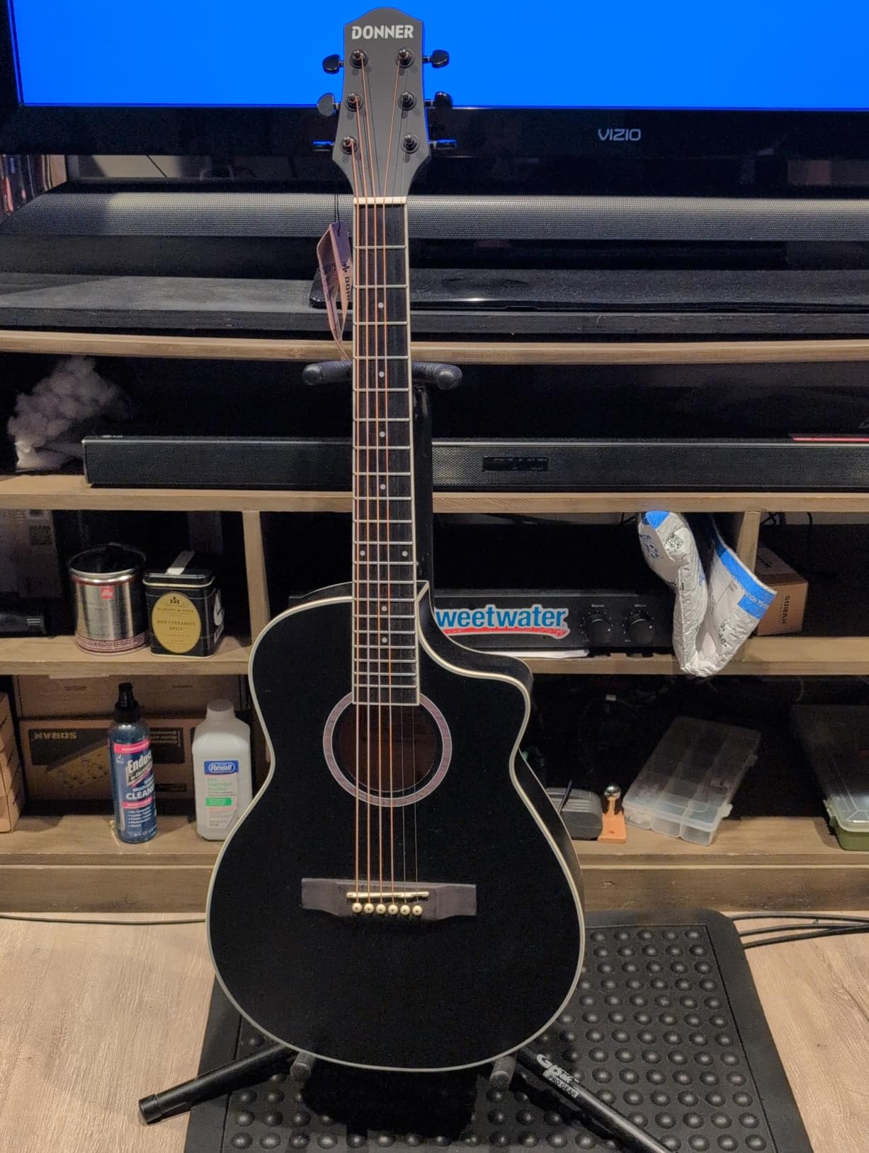 Donner 3/4 Acoustic Electric Guitar 36'' with Built-in Pickup & Tuner | 3-Band EQ, Phase Control, Portable Travel Guitar, JF Cutaway, with Gig Bag, Capo, Strap, for Beginners-Matte Black Voyager customer photo 2