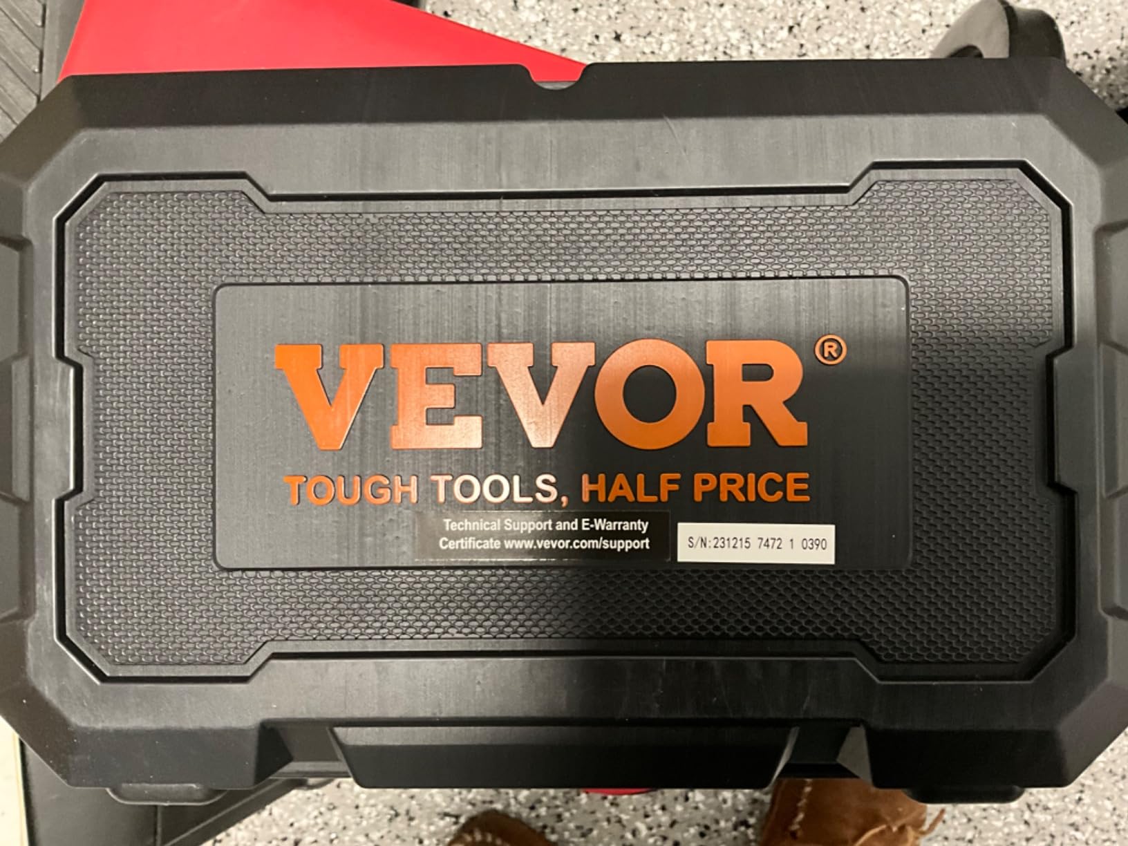 VEVOR Mechanics Tool Set, 314-Piece Mechanic Tool Kit, 1/4 in, 3/8 in, and 1/2 in Drive, Metric Socket Set, Wrenches, Screwdriver Bits, Accessories, and Storage Case, for Automotive and Home Repair customer photo 1