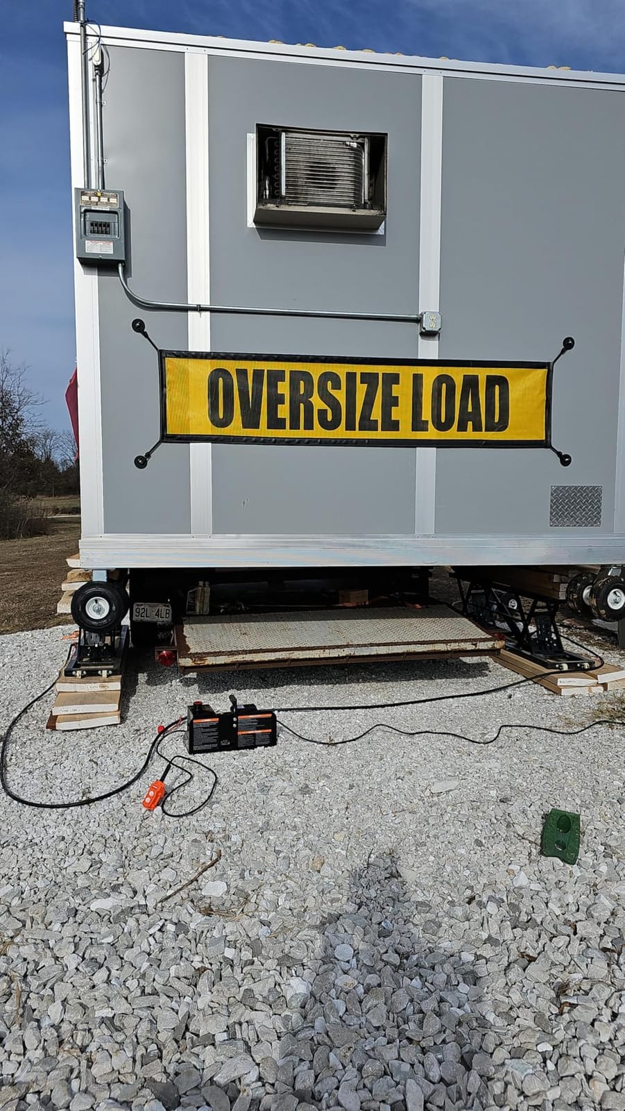 VEVOR Portable Car Lift, 9000 lbs Capacity, Heavy Duty Steel Truck Lift with 28