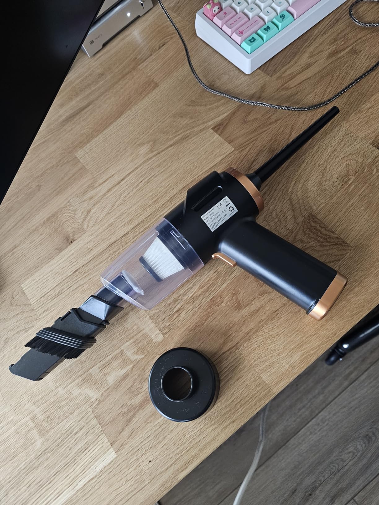 Handheld Vacuum, Small Car Vacuum, Cordless & Lightweight | Ultra-Light 0.42kg, HEPA Filter & LED, 10KPa Car Vacuum & Air Duster, USB-C Rechargeable customer photo 1