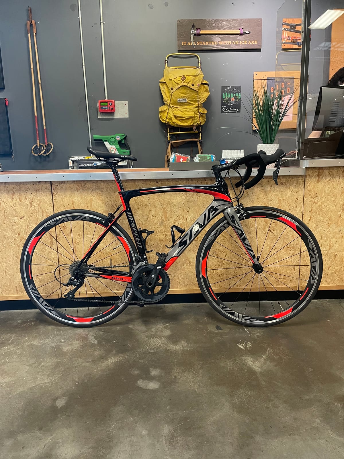 SAVADECK A7L 2026 Carbon Road Bike - T800 Carbon Fiber Frame, with Shimano 105 R7100 24-Speed Groupset, Hydraulic Disc Brake, 700C Racing Bicycle for Men & Women customer photo 1