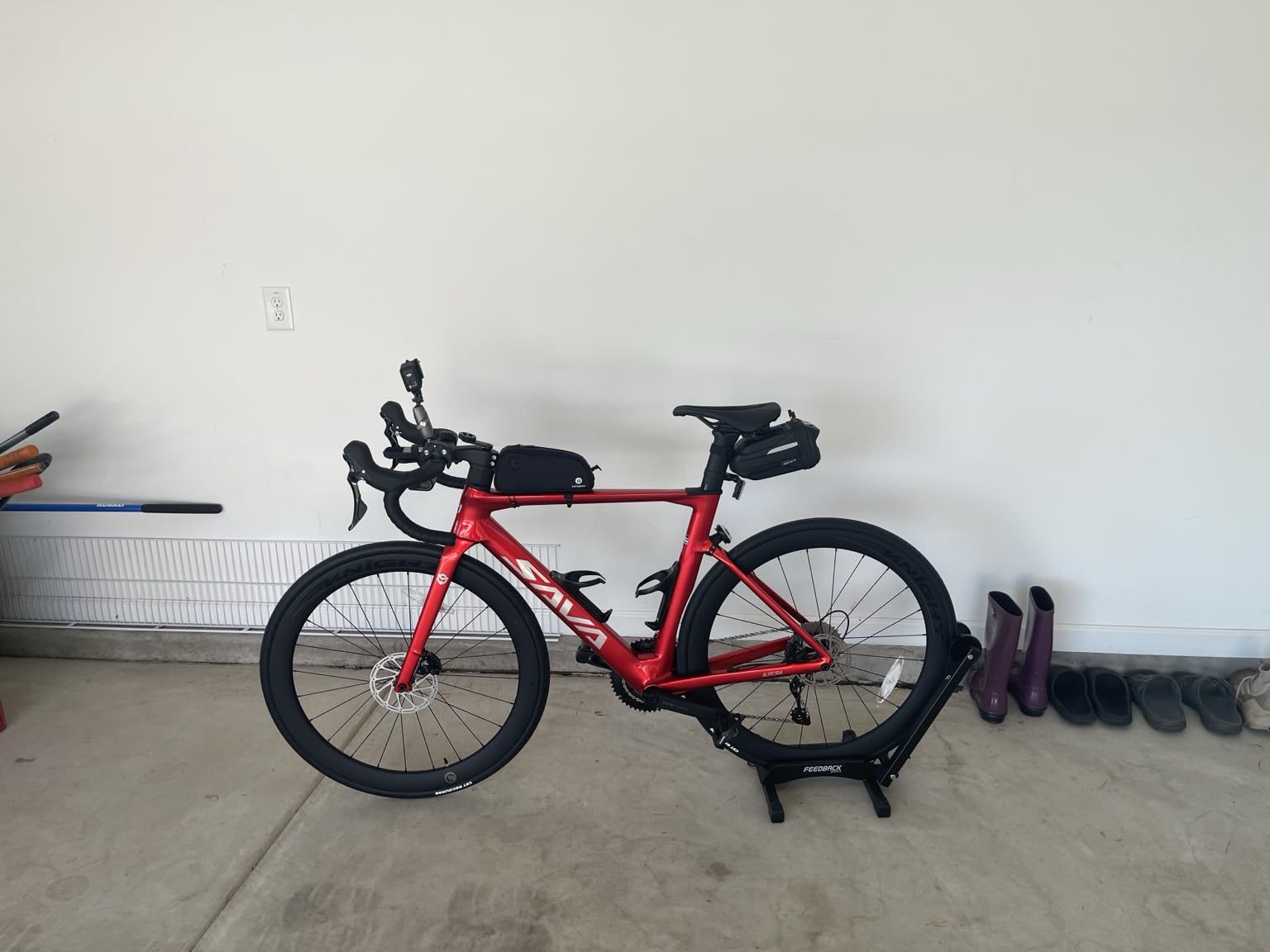 SAVADECK Full Carbon Racing Bike A7L Pro 2026 - Carbon Frame & Wheelset, with Shimano R7120 24-Speed, Hydraulic Disc Brakes, 90% Pre-Assembled customer photo 1