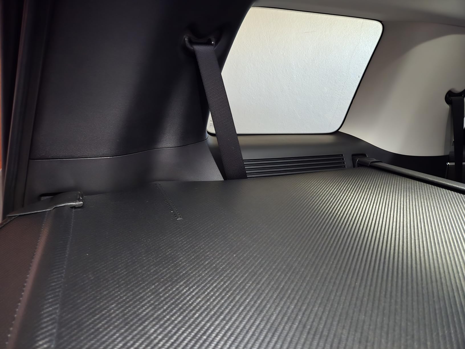 Retractable Cargo Cover for Kia Telluride 2027 Gas/Hybrid | Trunk Cover for 2027 Telluride Security Shielding Shade No Gap Luggage Car Accessory Black, Carbon Fiber customer photo 1