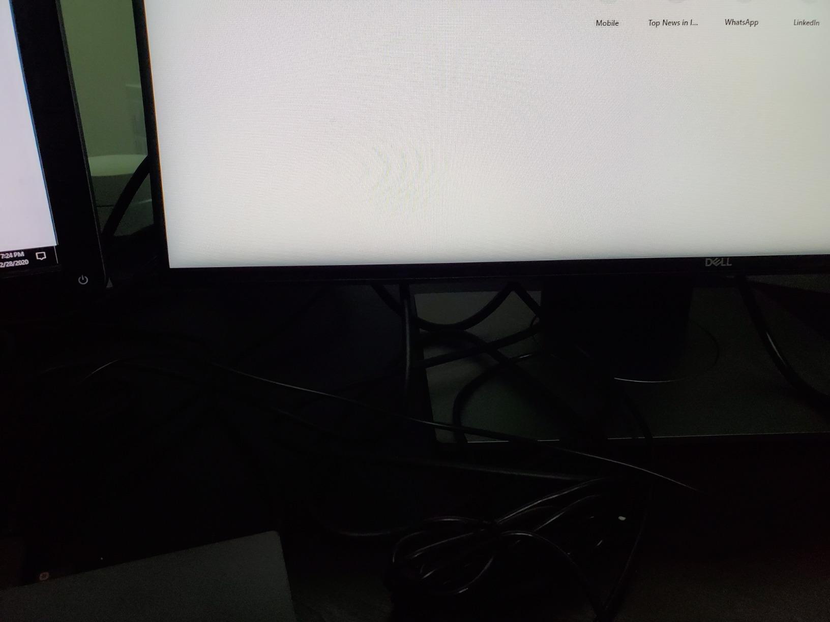 Dell Ultrasharp 24 inch Infinity Edge Monitor - U2417H, Full HD 1920 X 1080 At 60 Hz|Ips, Anti-Glare with Hard Coat 3H|Vesa Mounting Support|Tilt|Pivot|Swivel|Height Adjustable Stand customer photo 2
